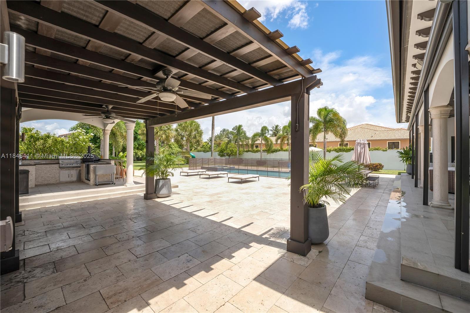 SWEETWATER ESTATES SUB - Residential