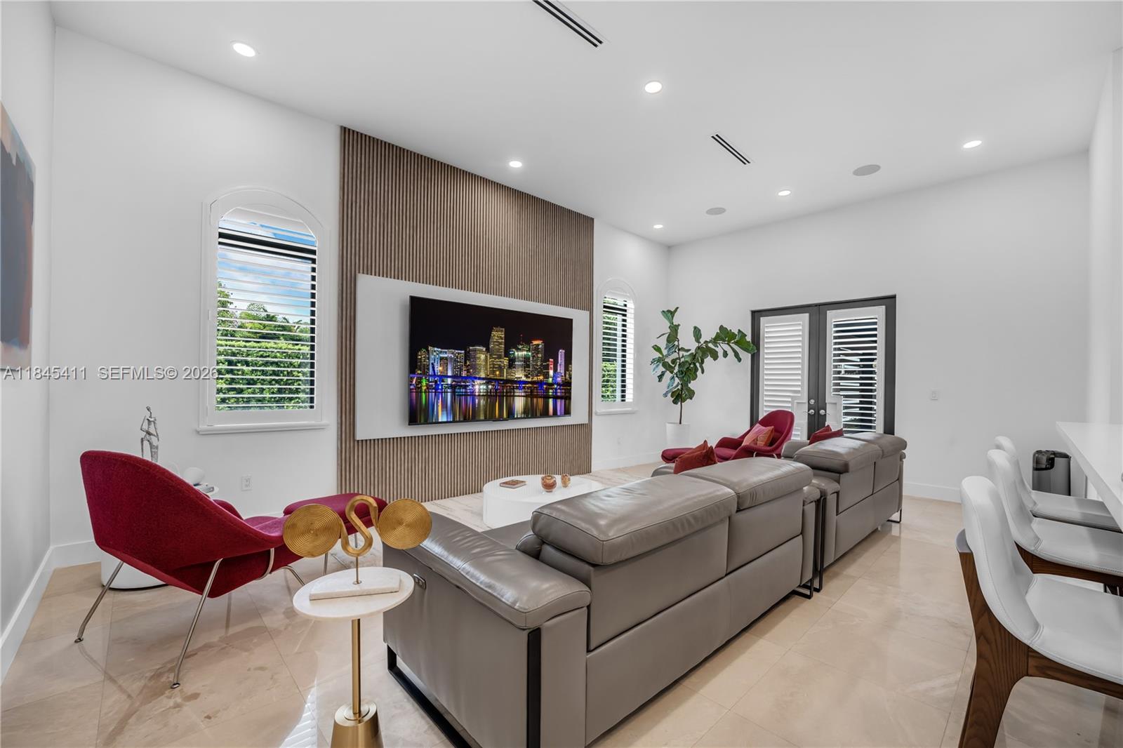 SWEETWATER ESTATES SUB - Residential