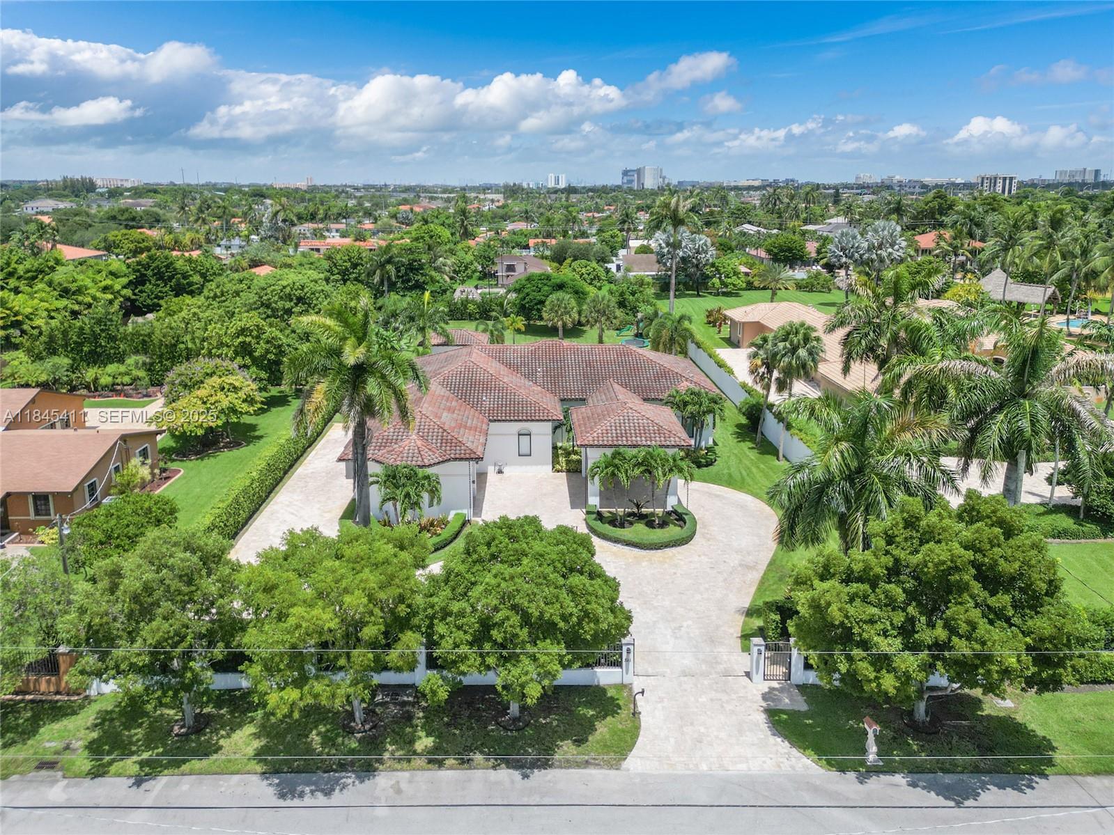 SWEETWATER ESTATES SUB - Residential