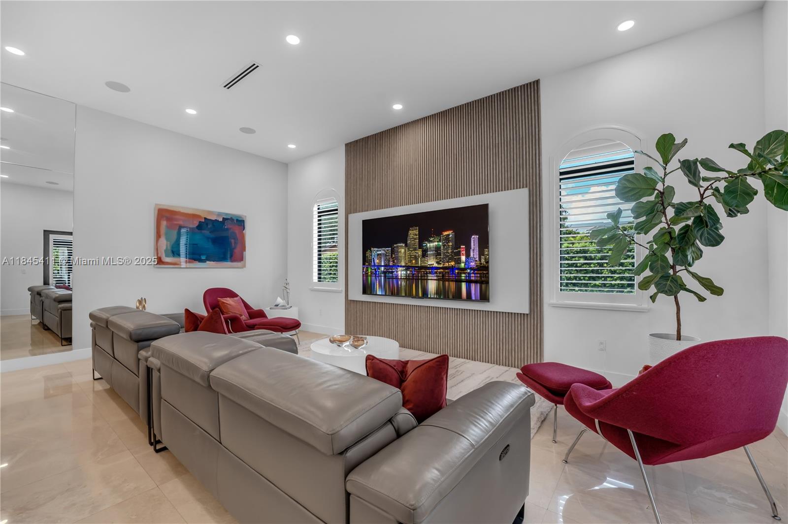 SWEETWATER ESTATES SUB - Residential