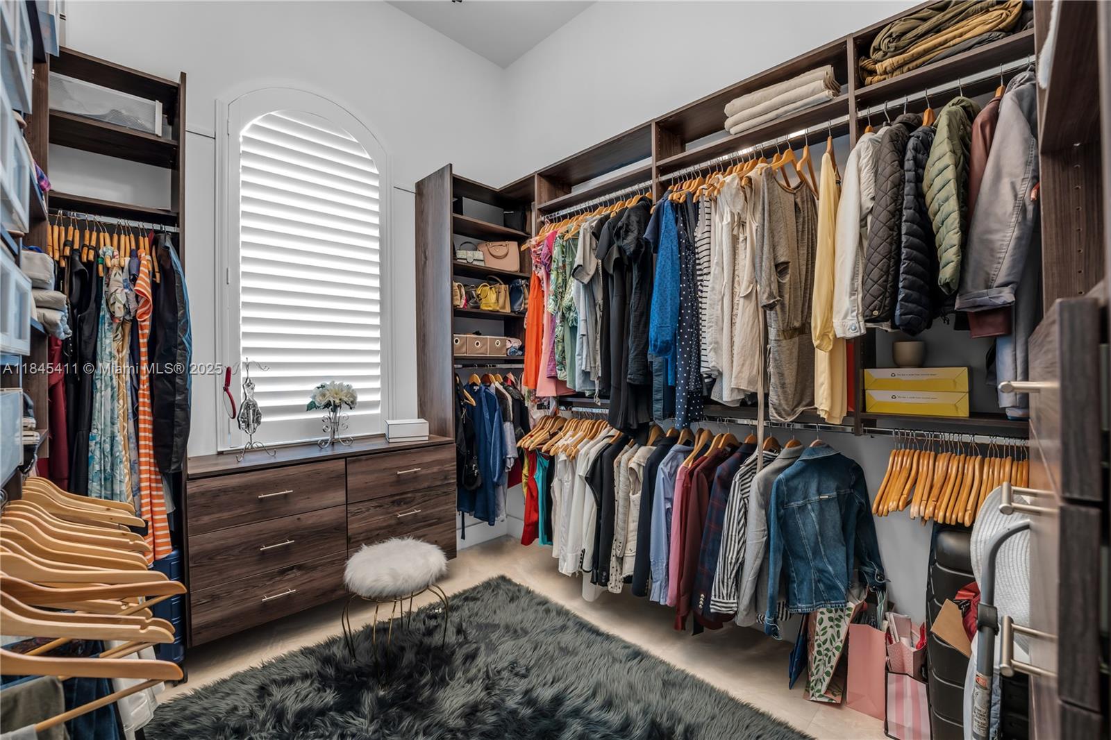 SWEETWATER ESTATES SUB - Residential