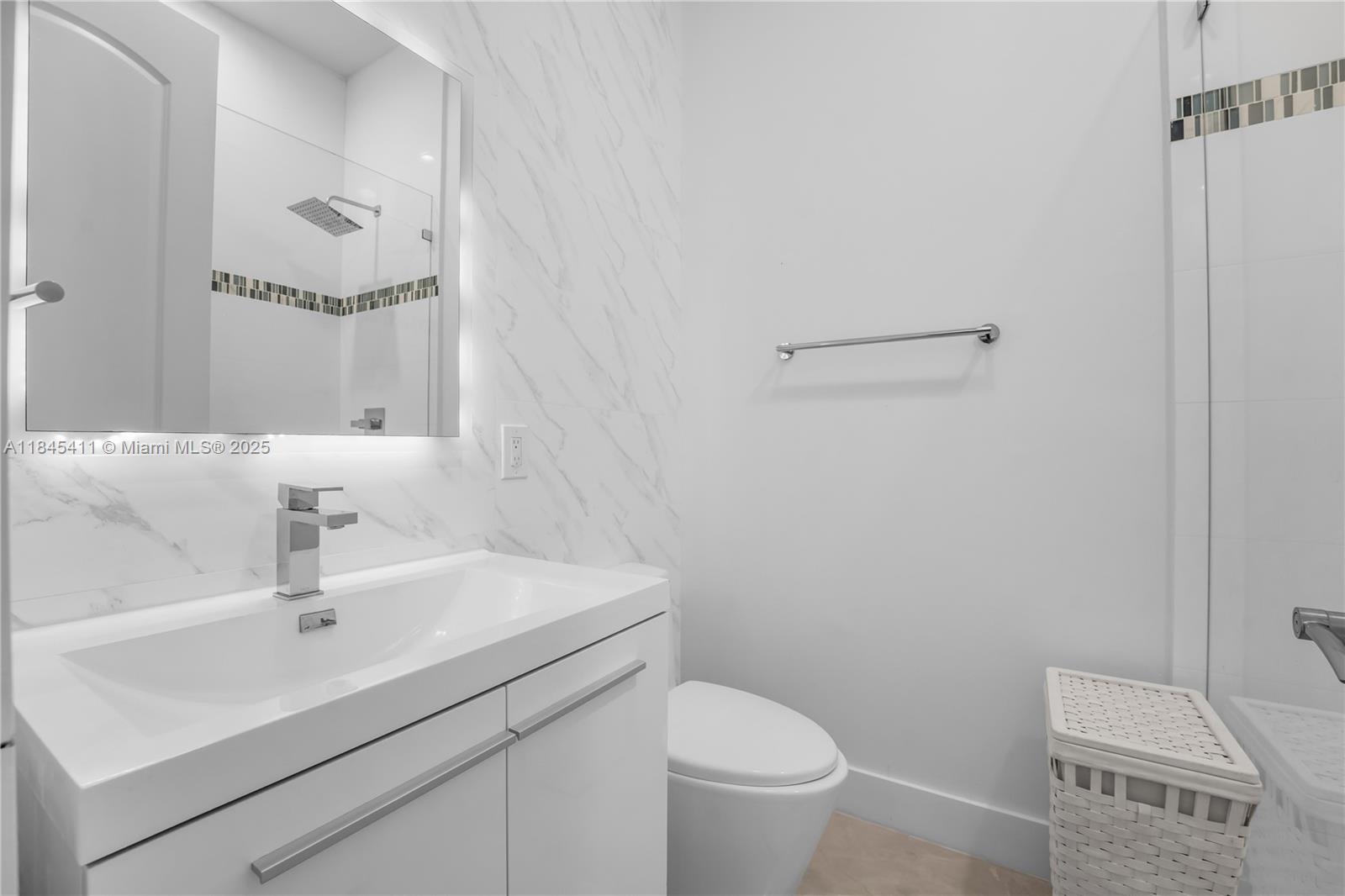 SWEETWATER ESTATES SUB - Residential