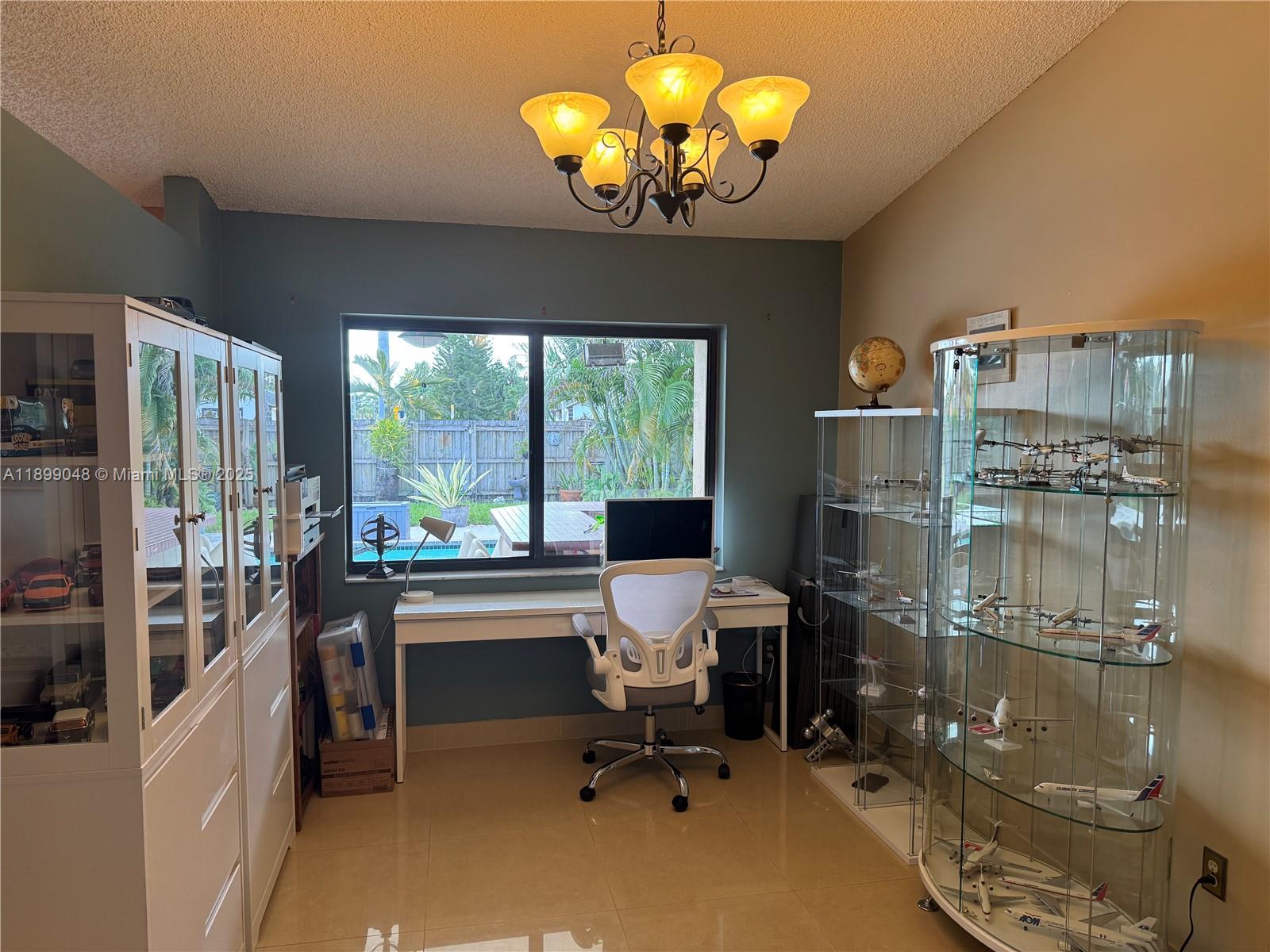 14700 SW 151st Ter, Miami, FL, 33196/$795,000 3 14700 SW 151st Ter