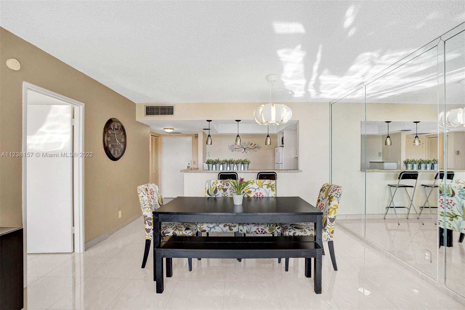 OLYMPUS CONDO PH A - Residential Lease