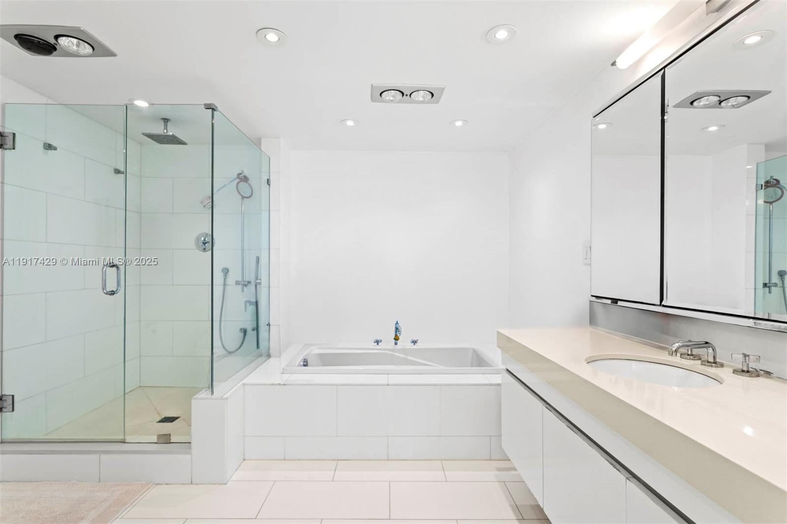 NINE ISLAND AVENUE CONDO - Residential