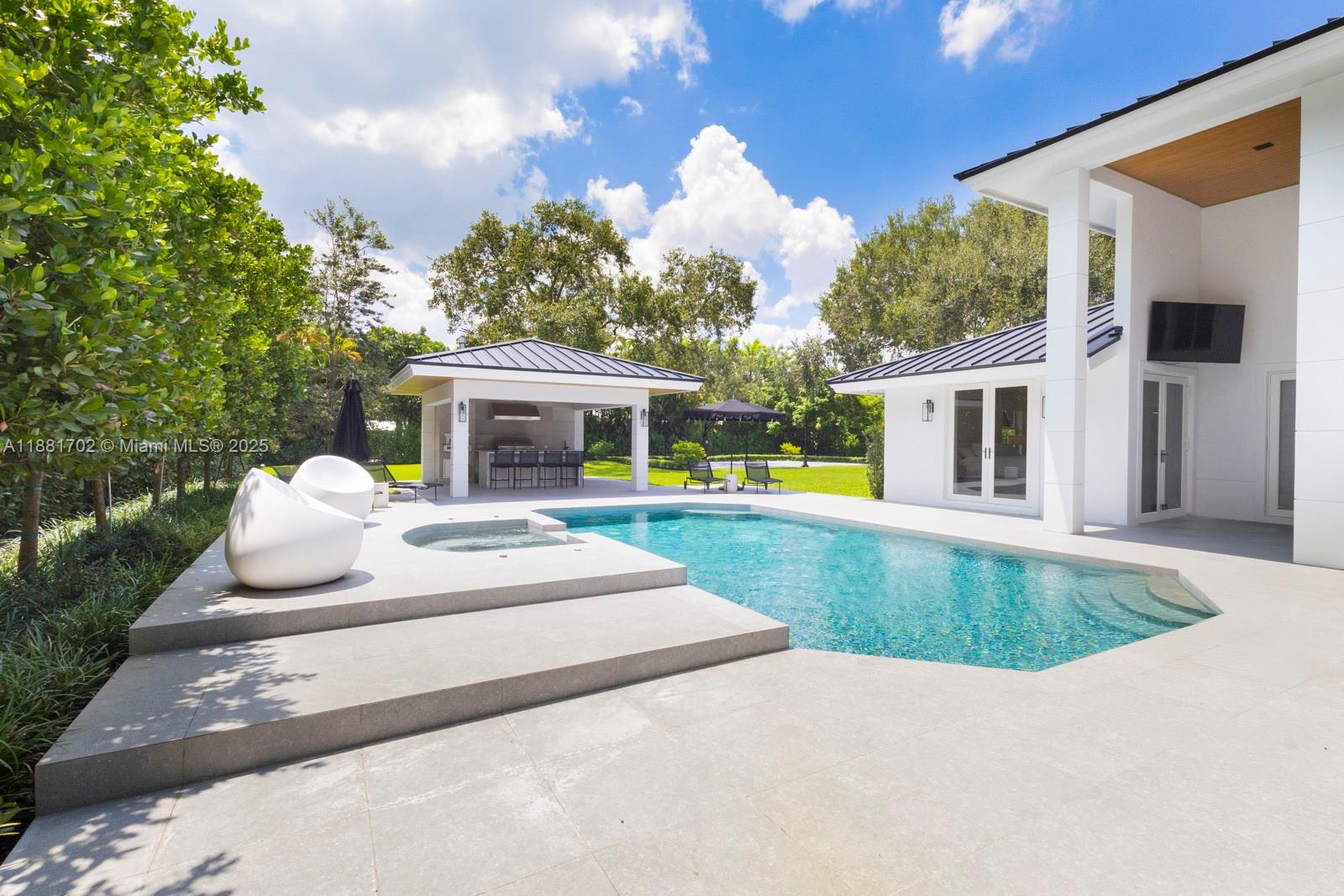 OAKRIDGE ESTATES SEC 2 - Residential