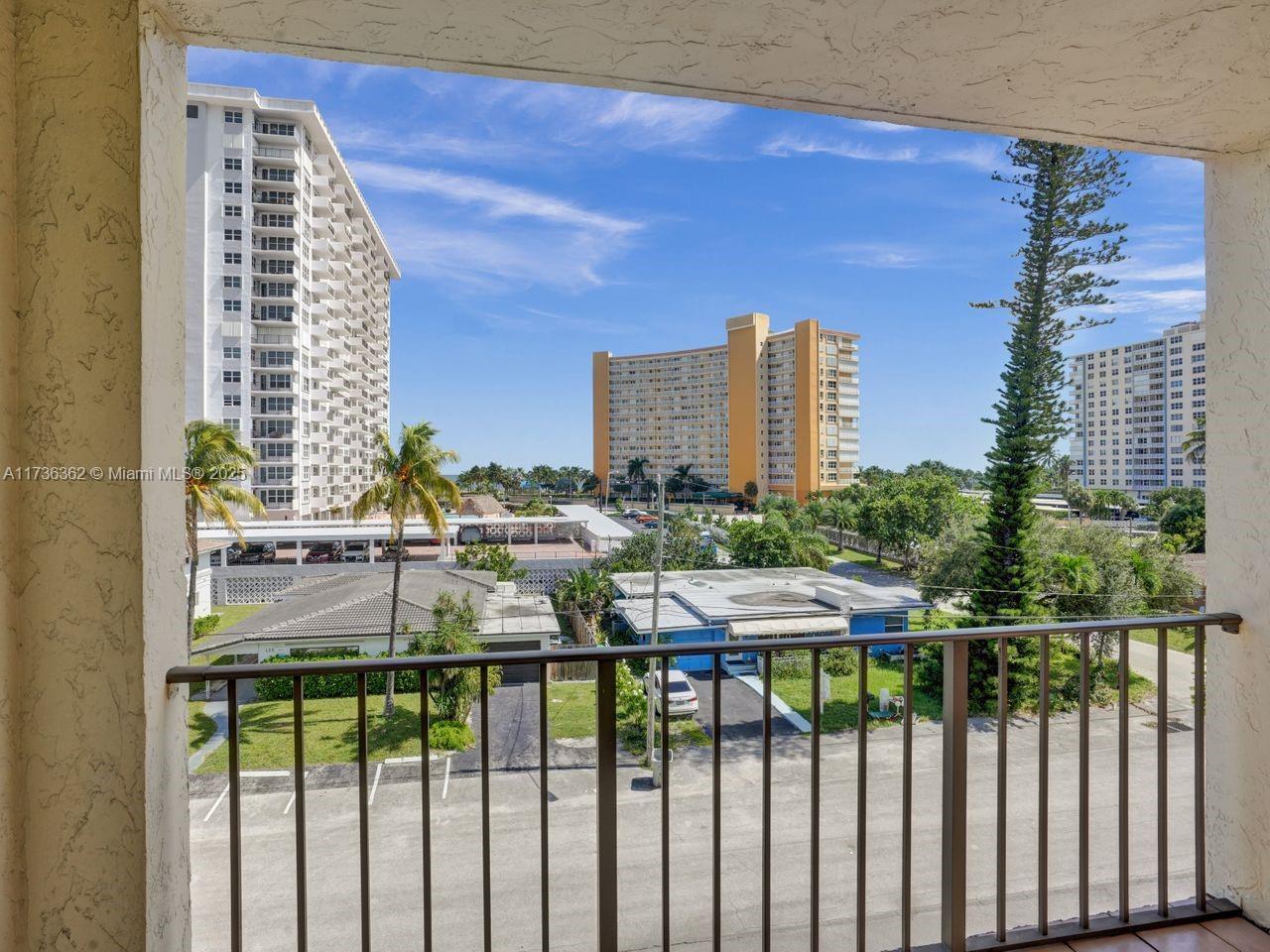 400 N Riverside Dr 404