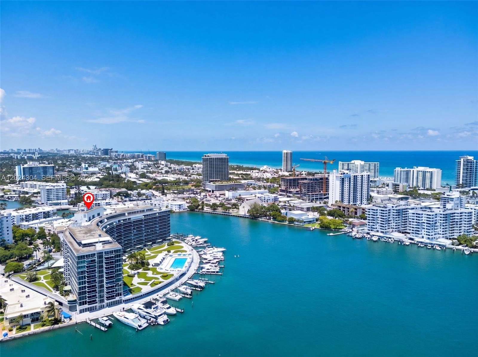 KING COLE CONDO - Residential
