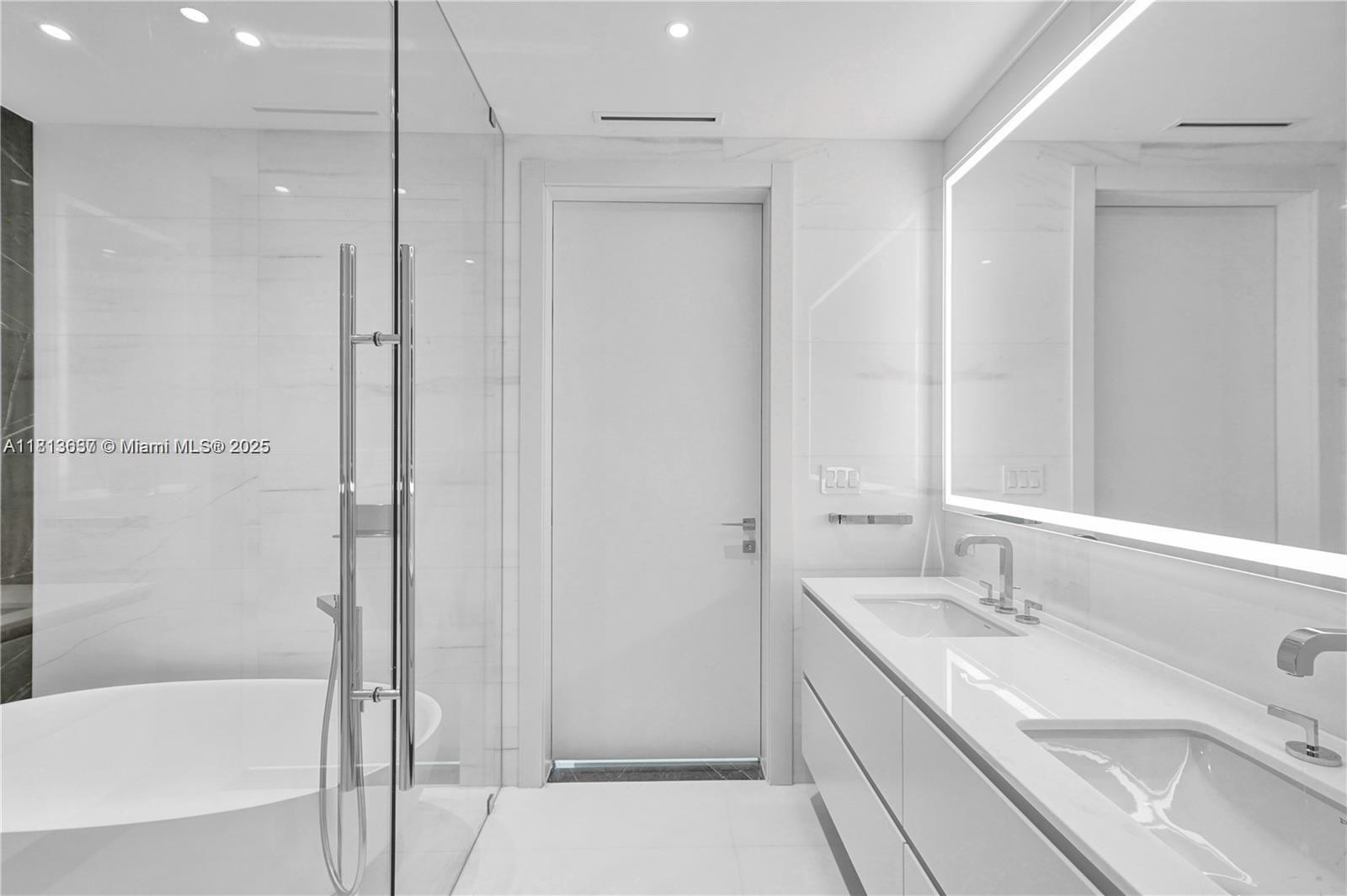 Aston Martin Residences - Residential