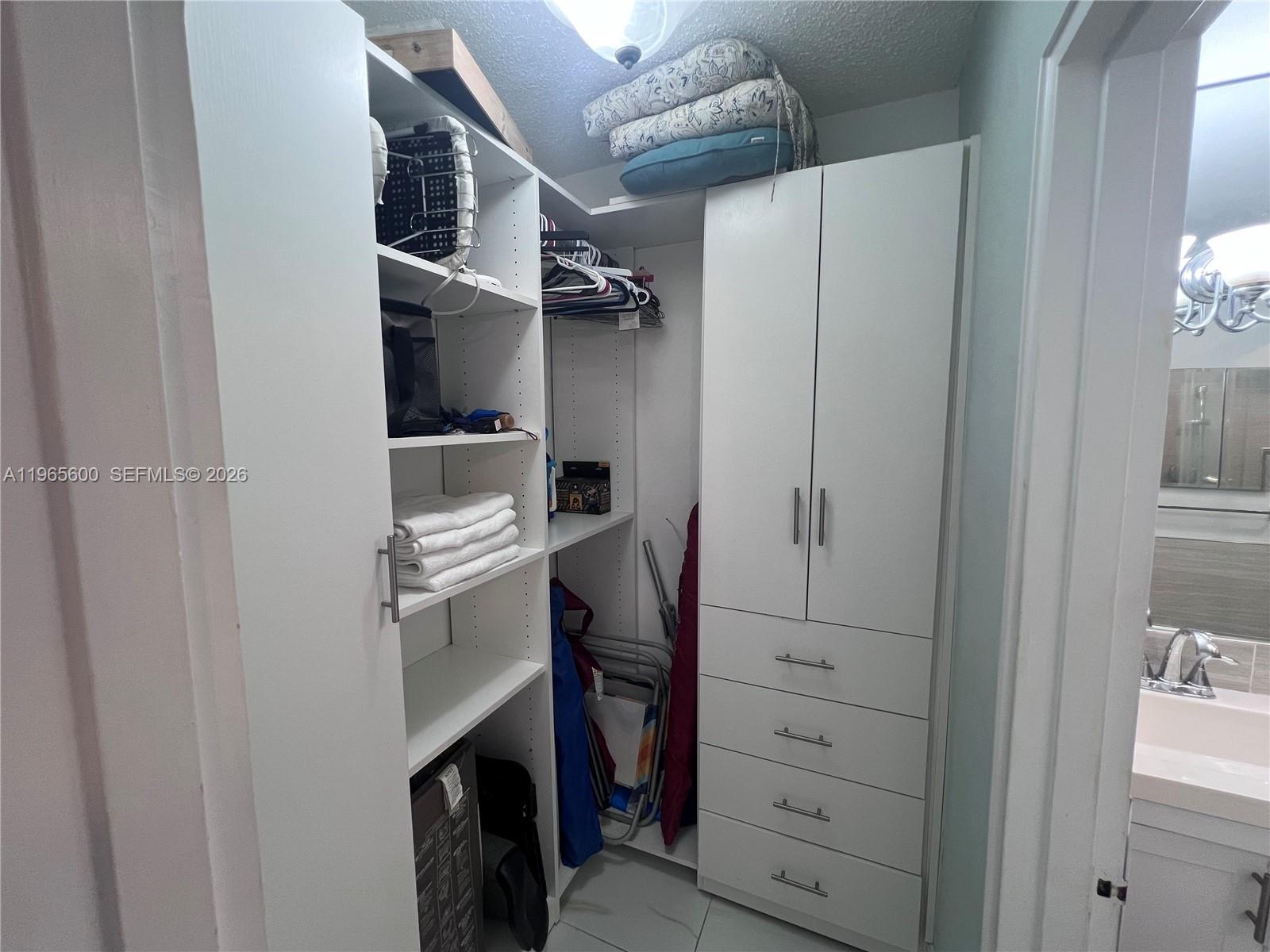 BEACH TERRACE RESORT COND - Residential