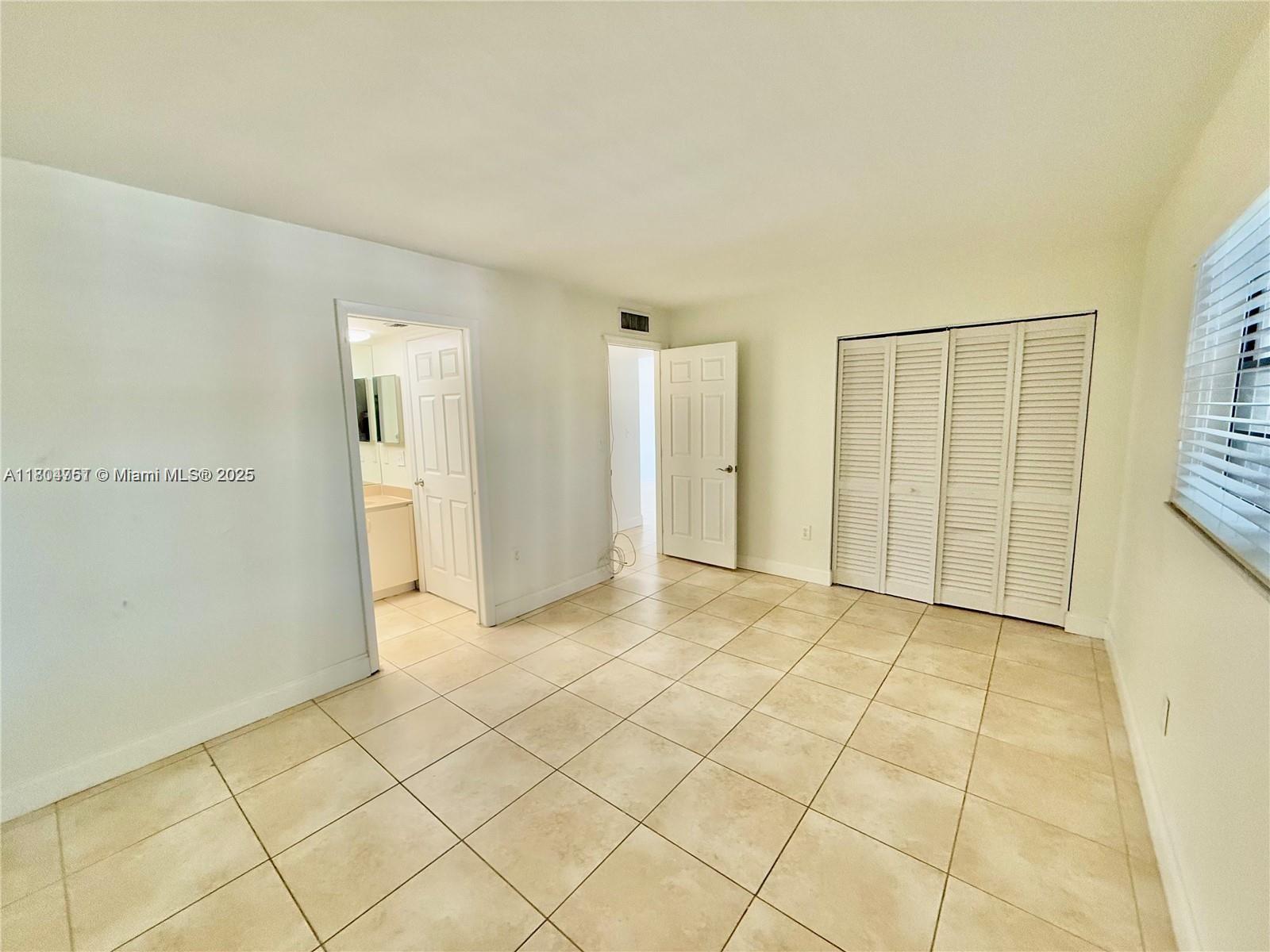 GARDENS OF KENDALL SO CON - Residential