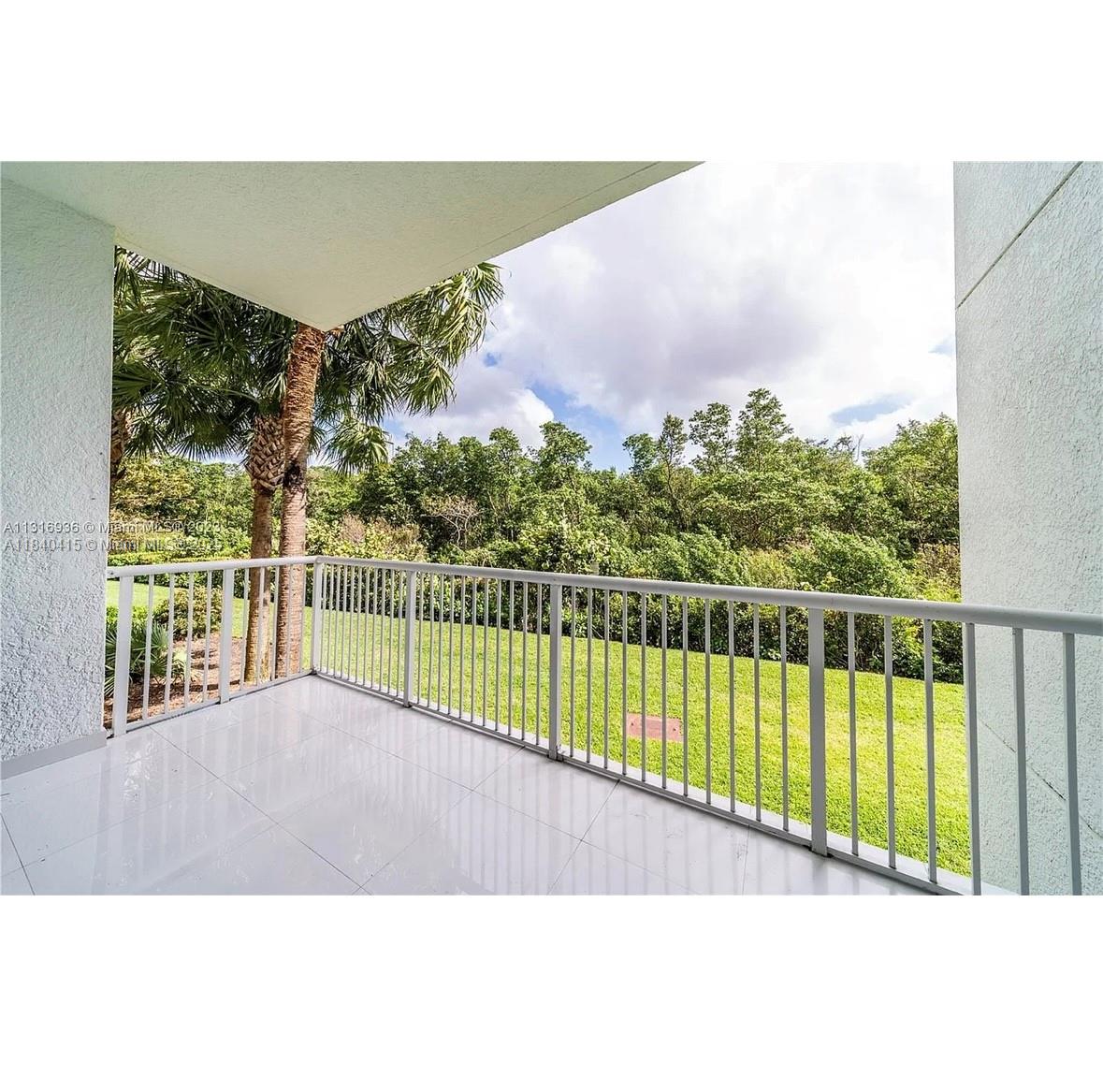 14951 Royal Oaks Ln 102