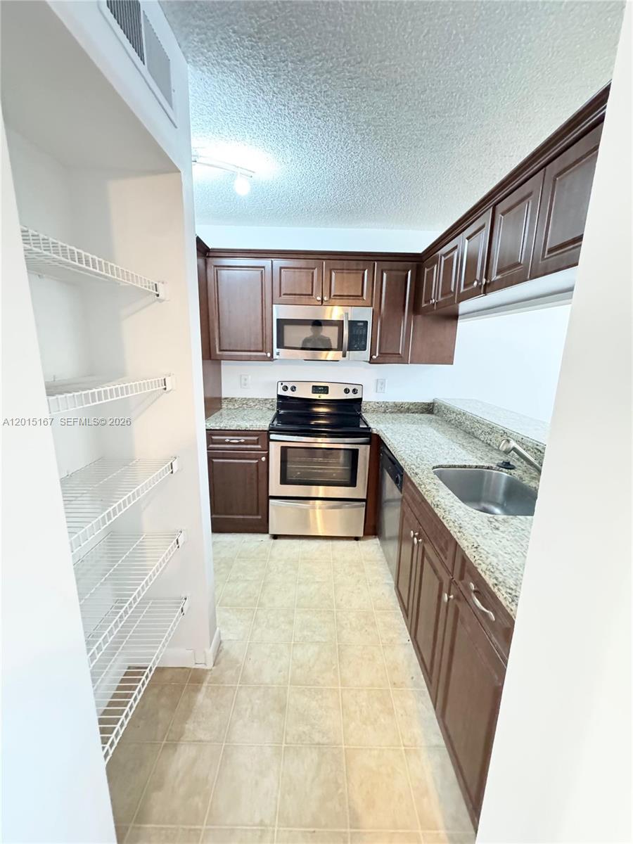 STERLING VILLAGES OF PALM - Residential