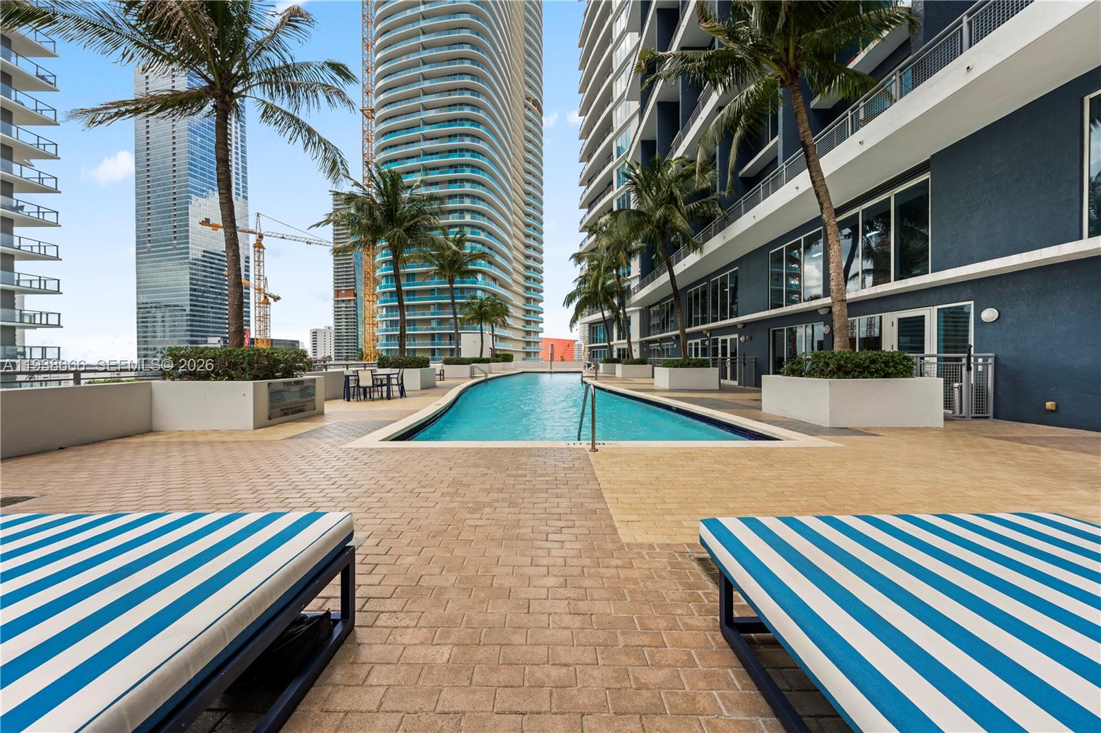 INFINITY AT BRICKELL COND - Residential