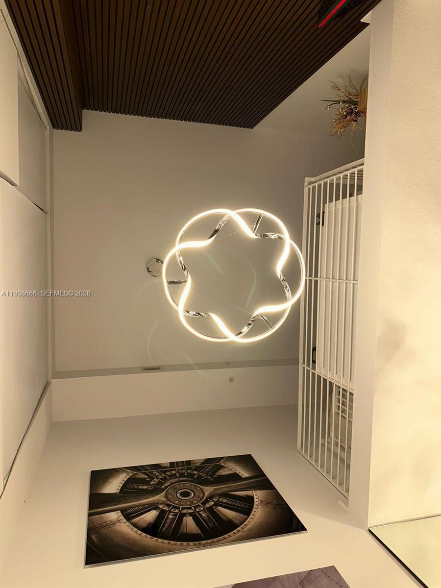 INFINITY AT BRICKELL COND - Residential