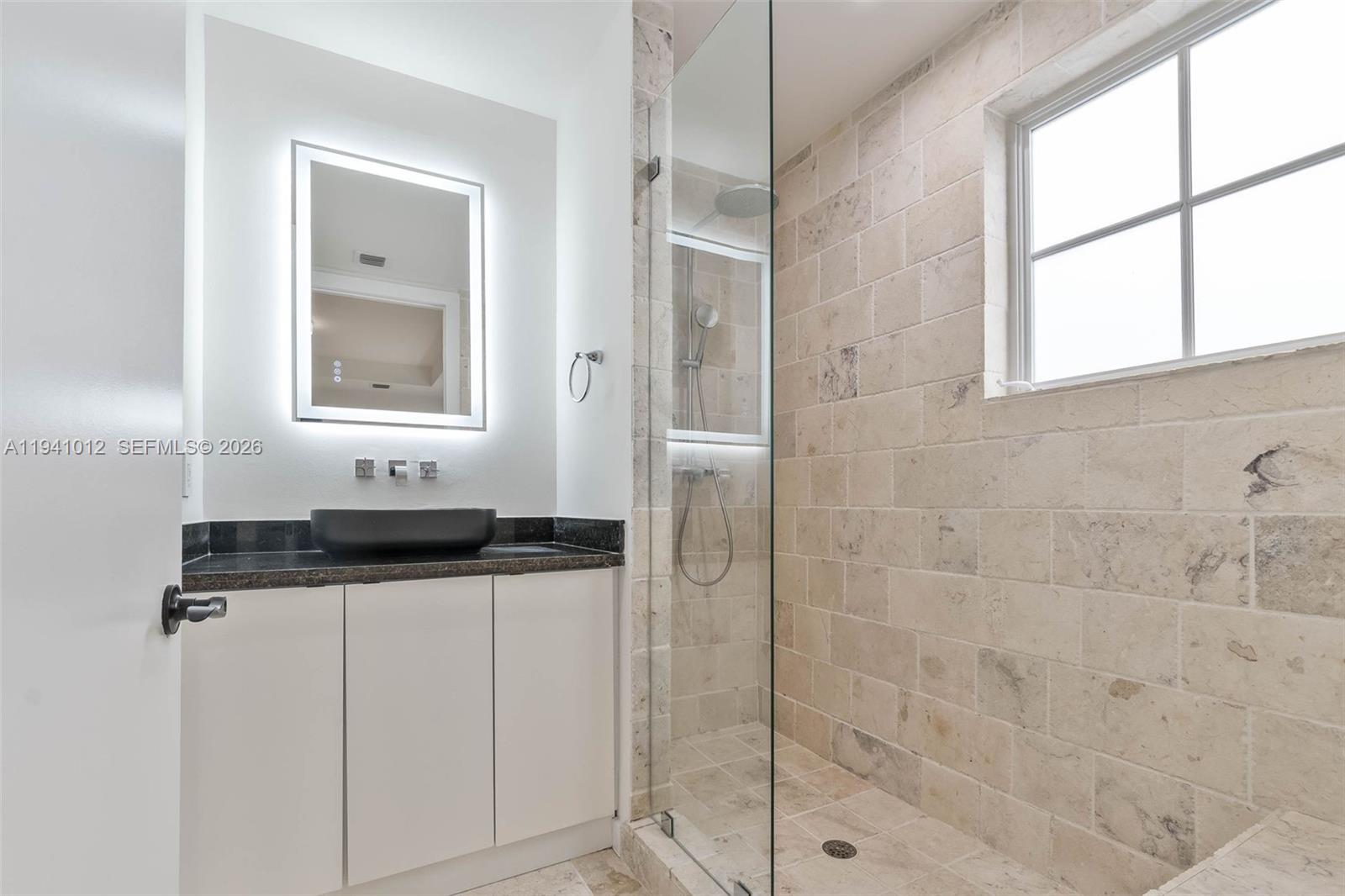 Madeira Townhomes - Residential