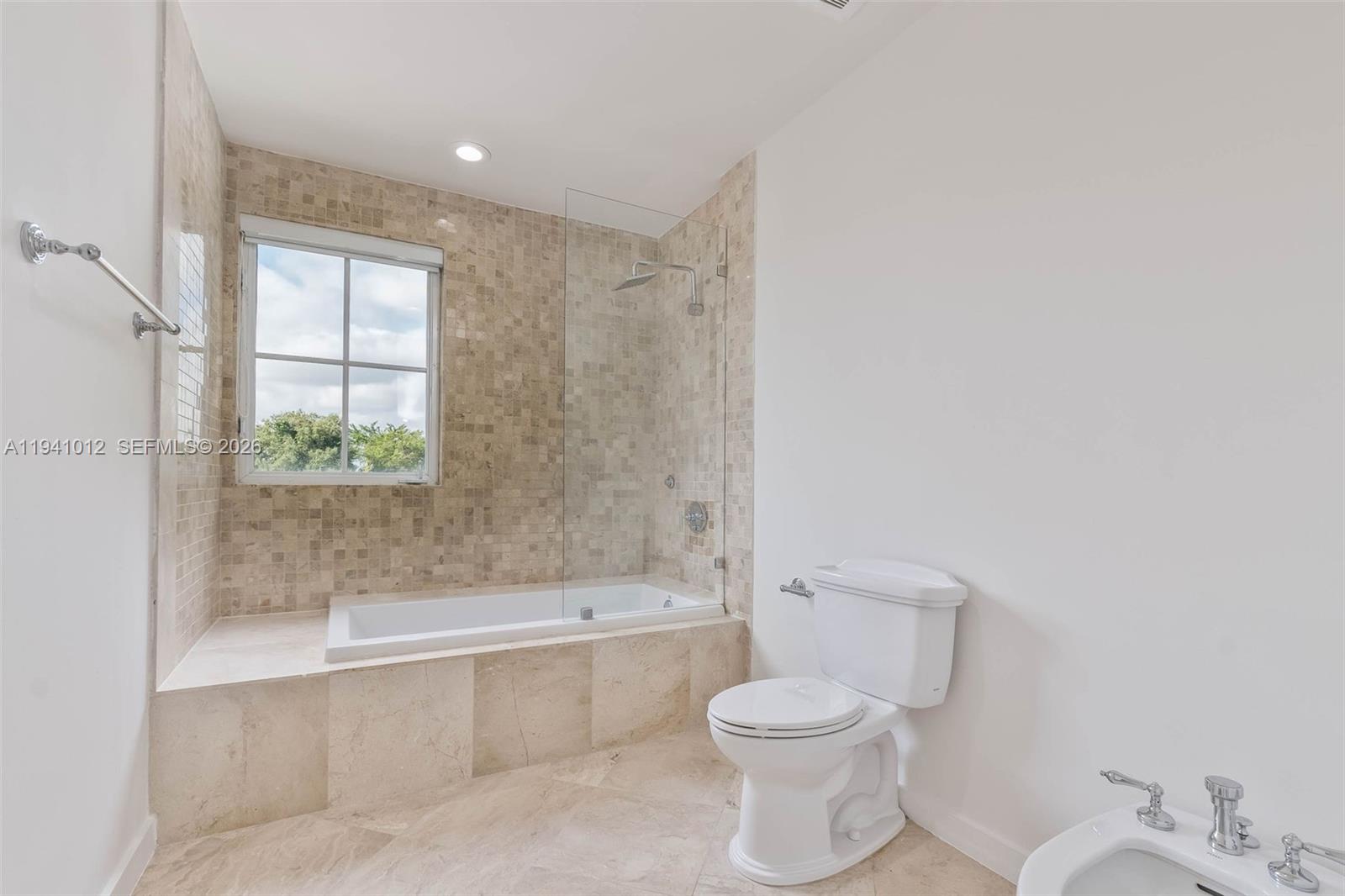 Madeira Townhomes - Residential