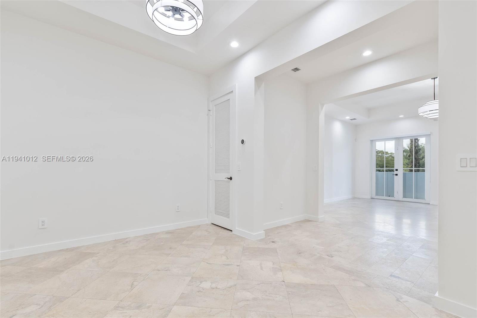 Madeira Townhomes - Residential