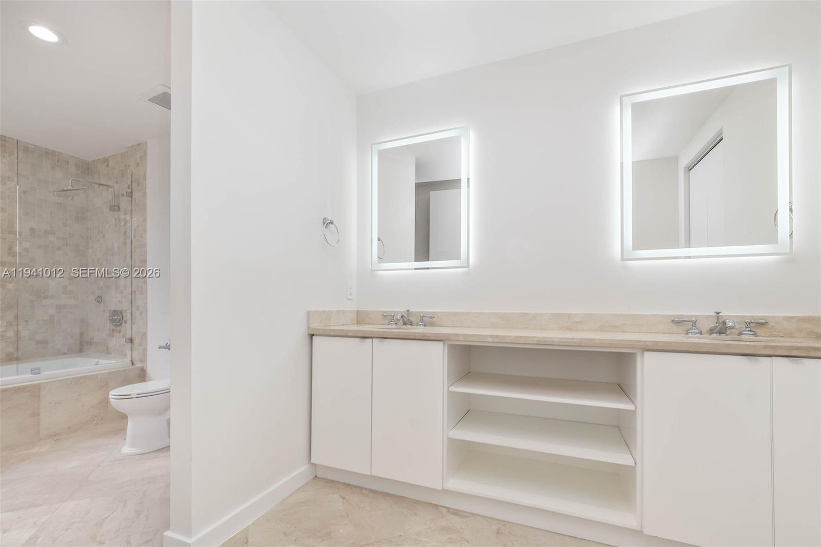 Madeira Townhomes - Residential