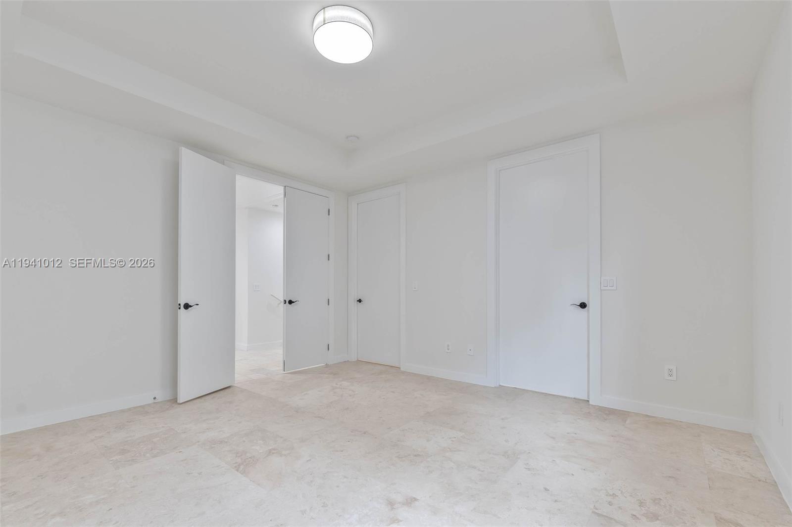 Madeira Townhomes - Residential