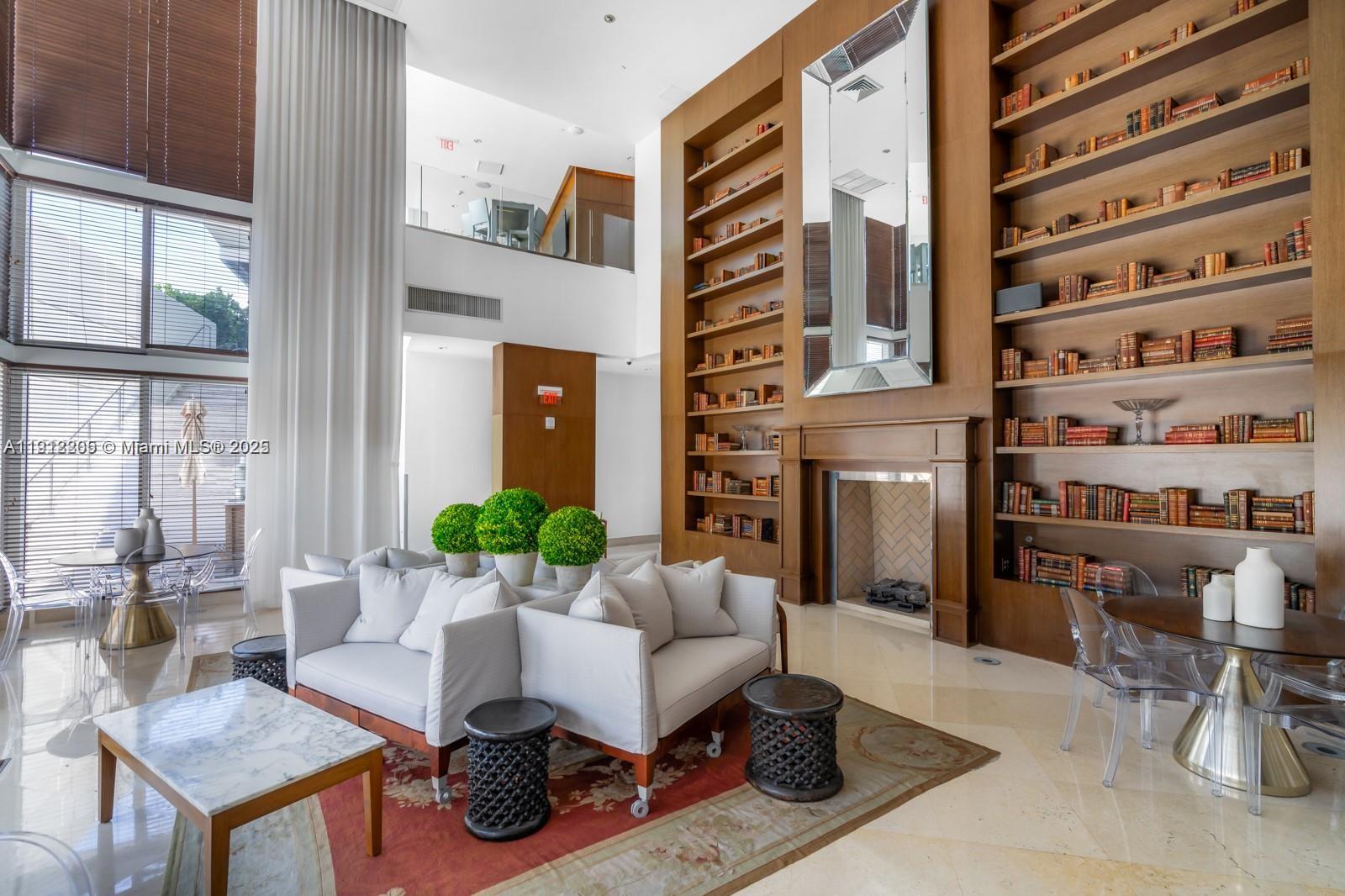 ICON CONDO - Residential