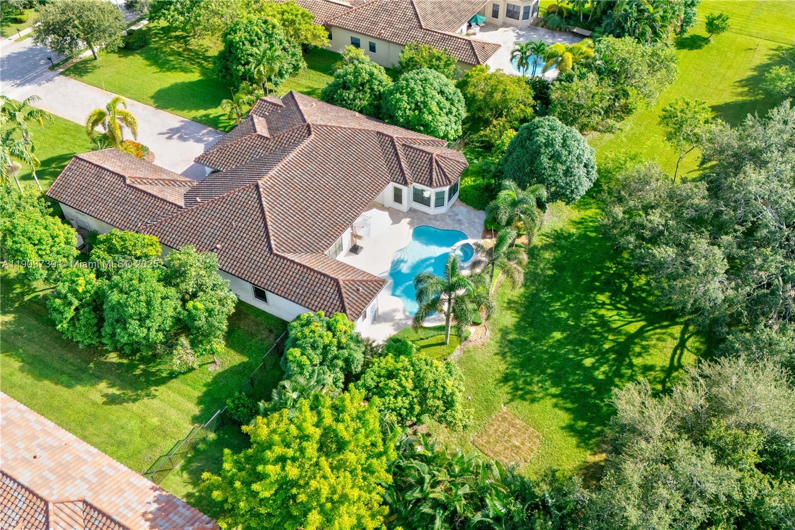 PARKSIDE ESTATES OF DAVIE - Residential