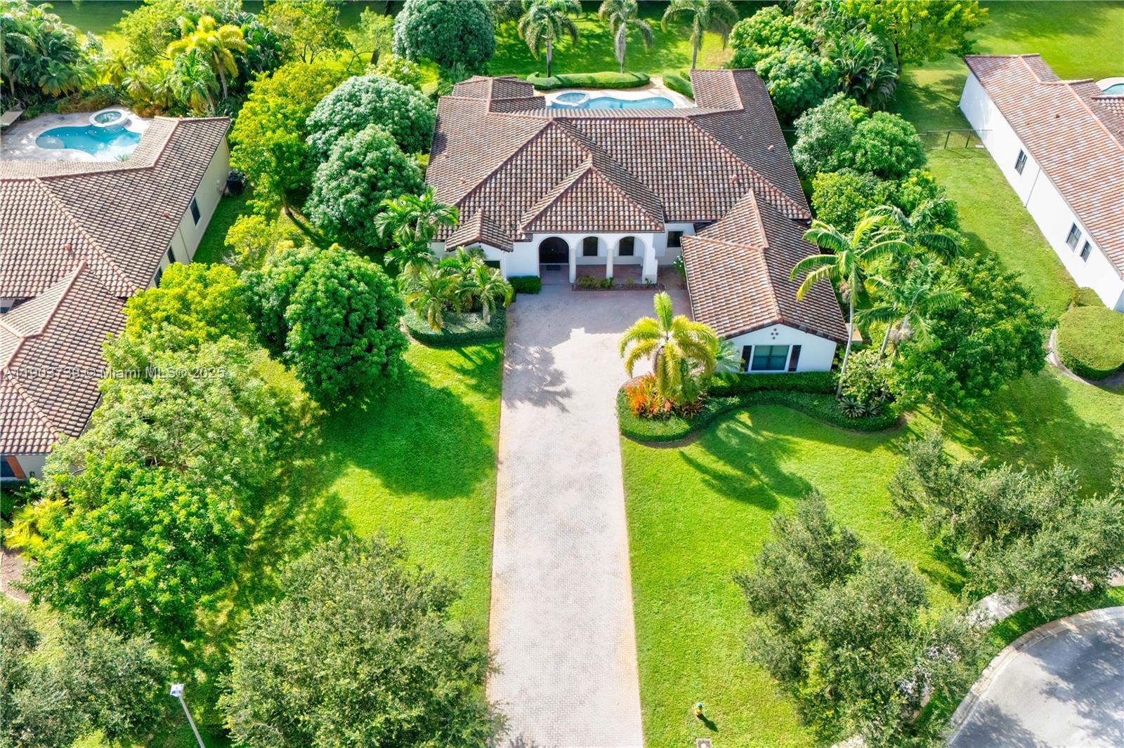 PARKSIDE ESTATES OF DAVIE - Residential