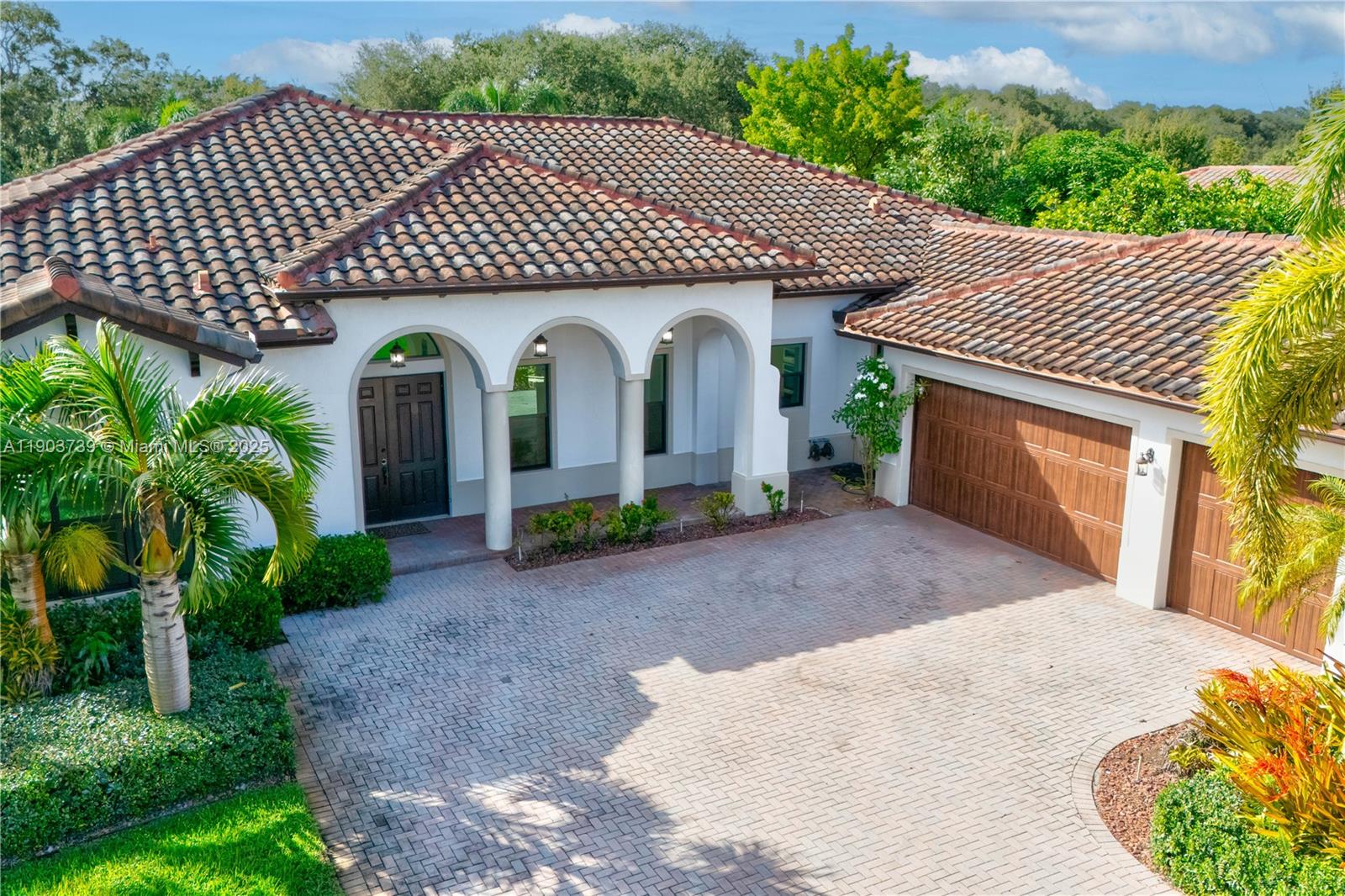 PARKSIDE ESTATES OF DAVIE - Residential