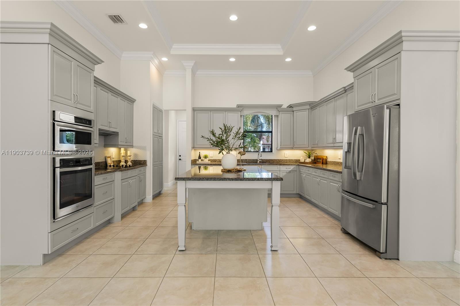 PARKSIDE ESTATES OF DAVIE - Residential