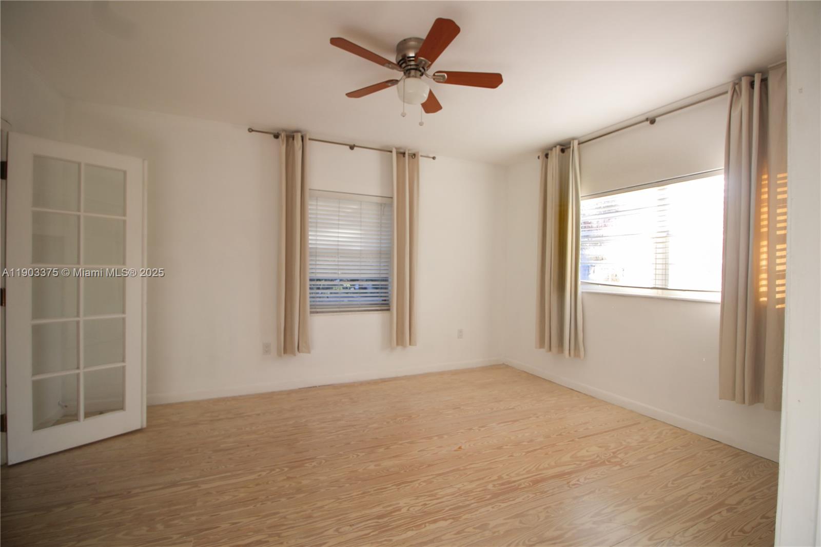 SUNRISE HARBOUR REV PL - Residential