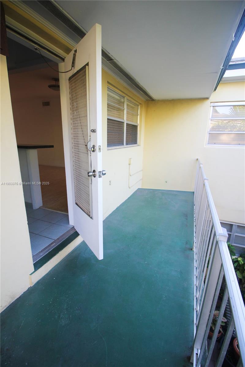 SUNRISE HARBOUR REV PL - Residential