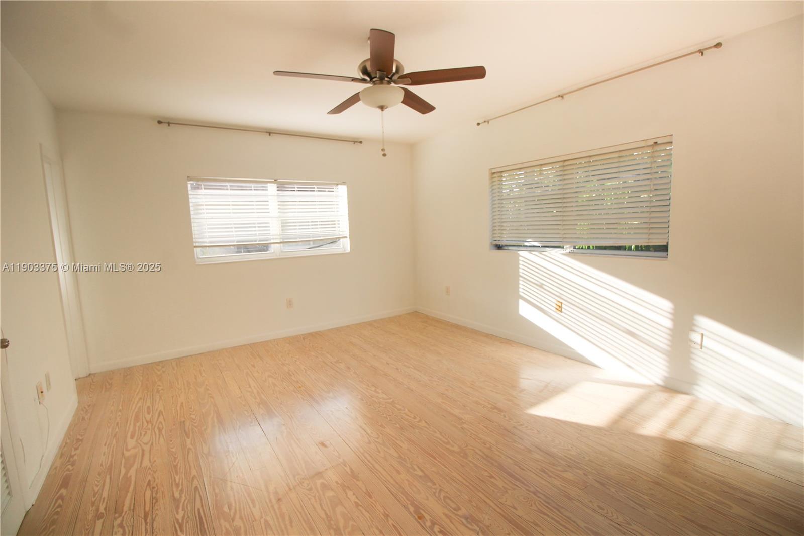 SUNRISE HARBOUR REV PL - Residential