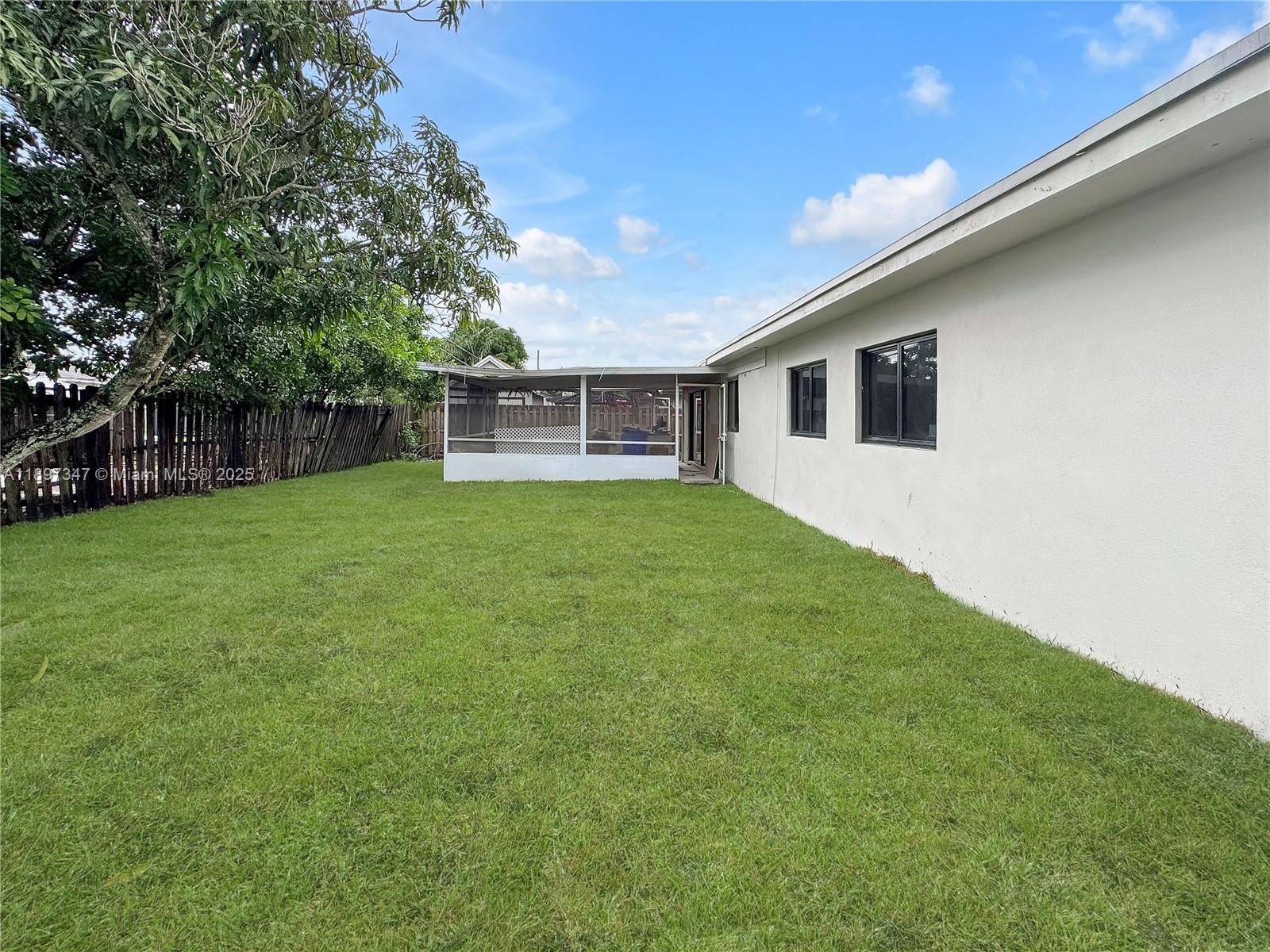 BROADVIEW PARK - Residential