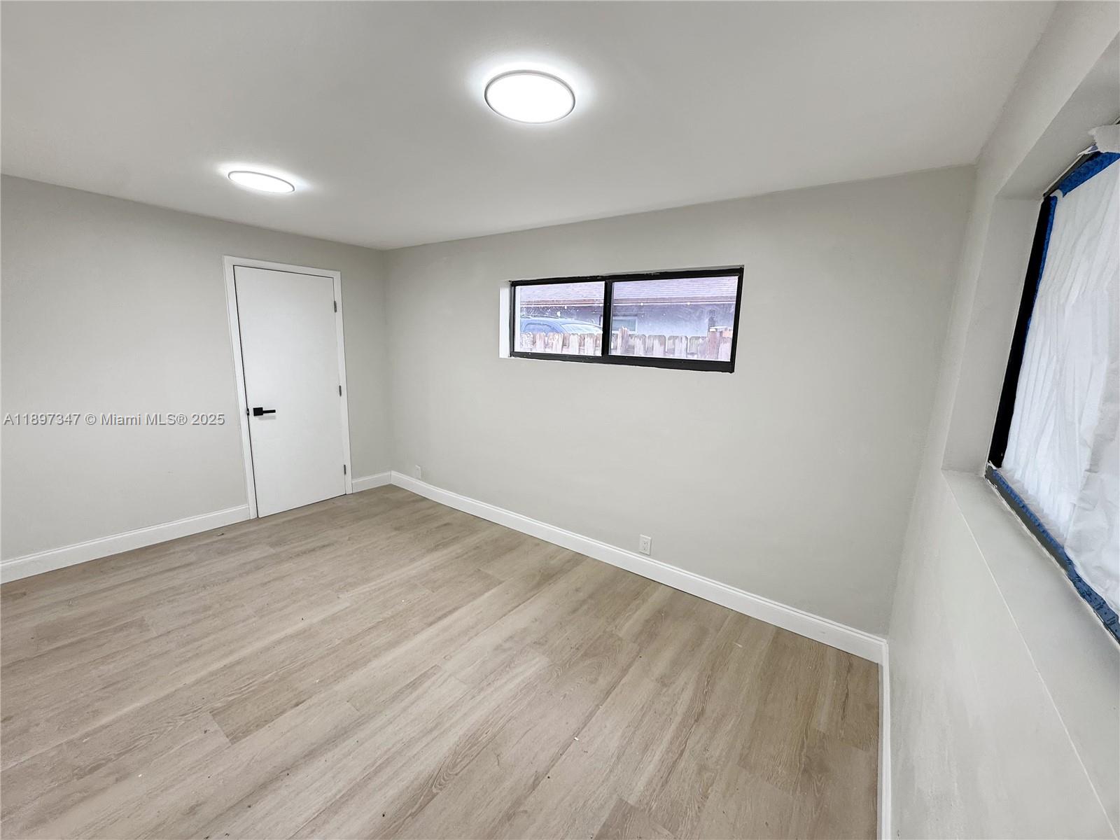 BROADVIEW PARK - Residential