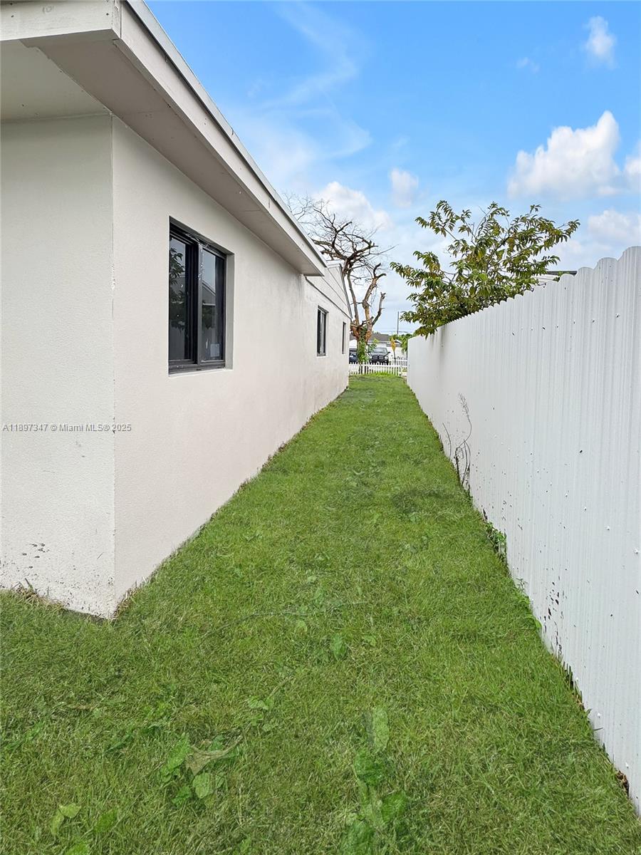 BROADVIEW PARK - Residential