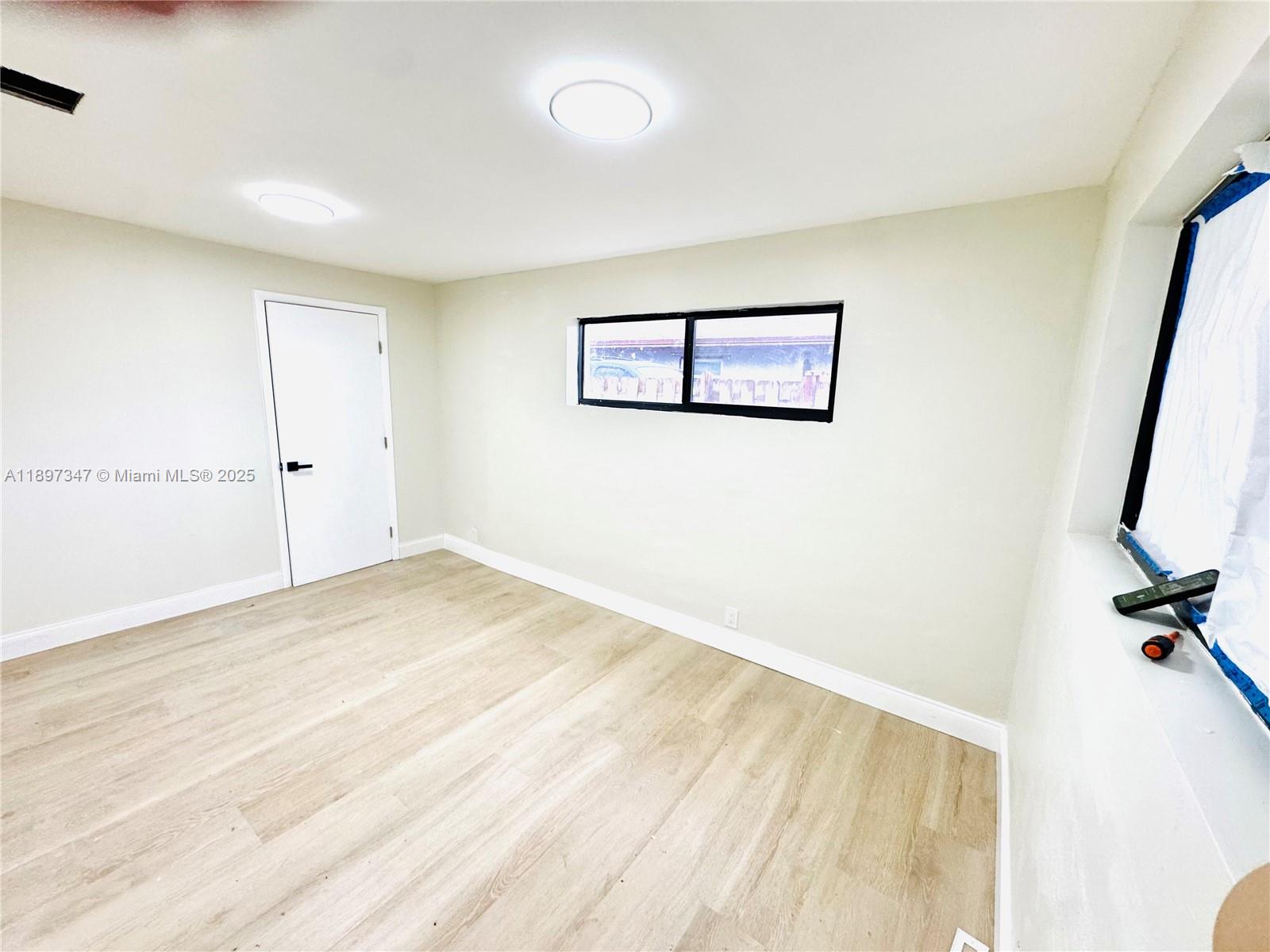 BROADVIEW PARK - Residential