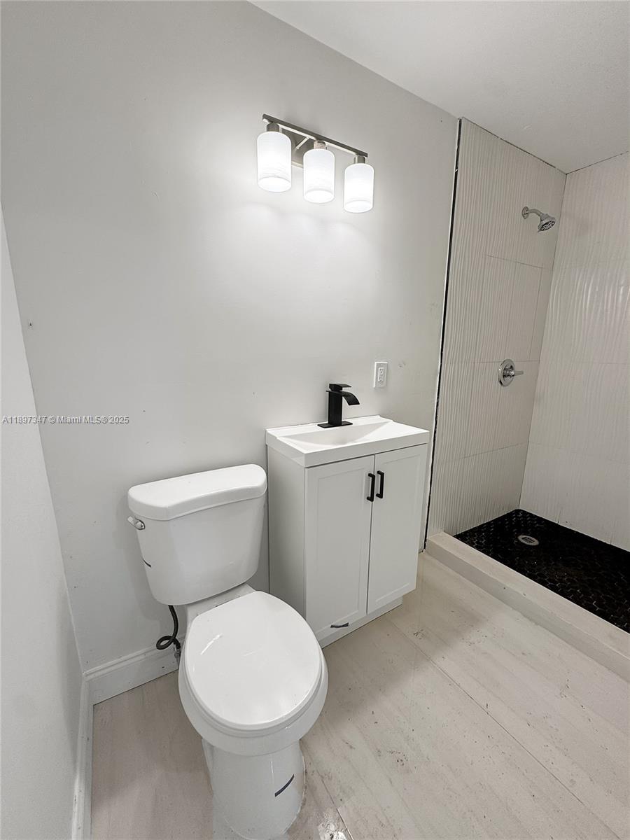 BROADVIEW PARK - Residential