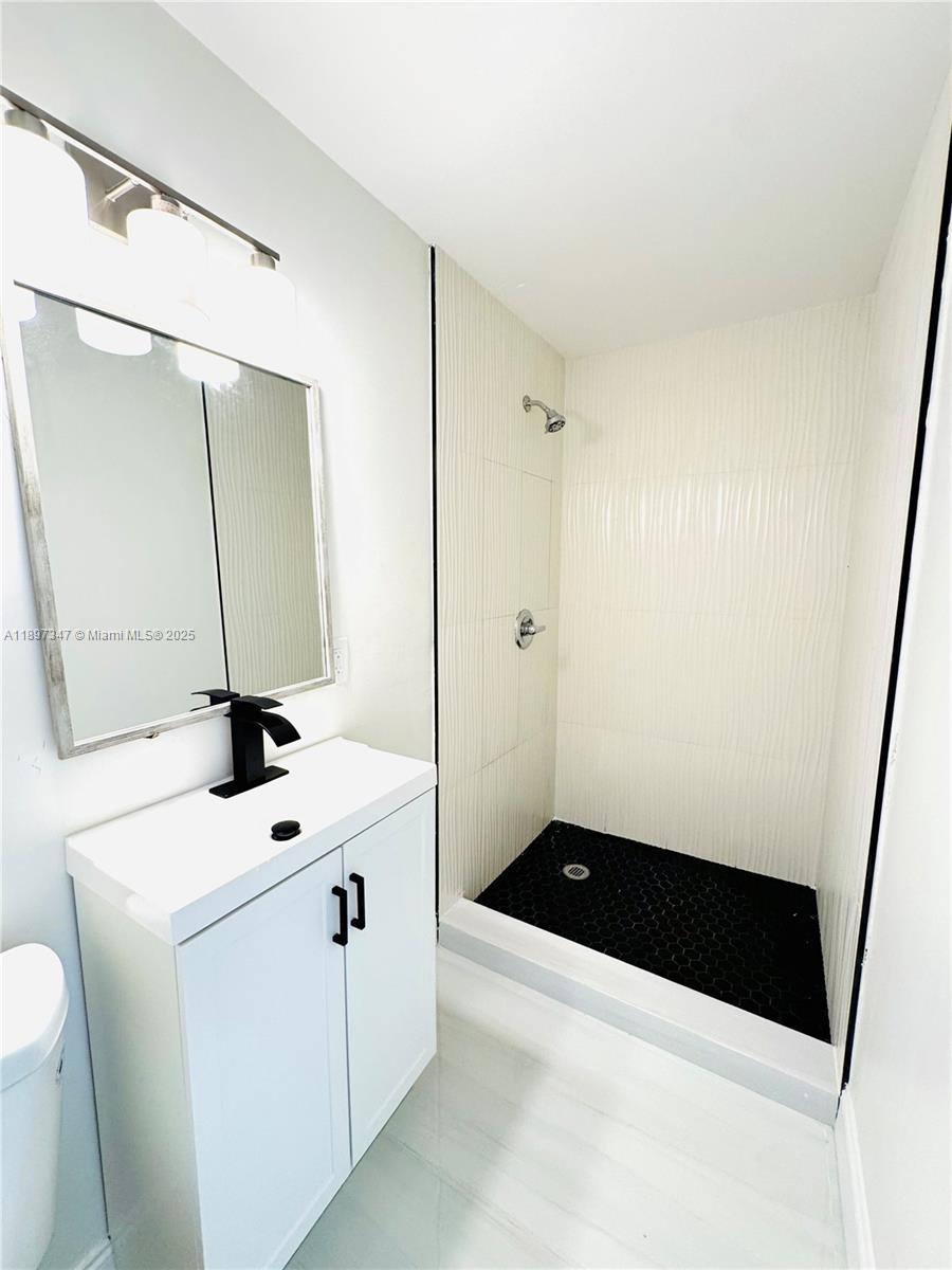 BROADVIEW PARK - Residential