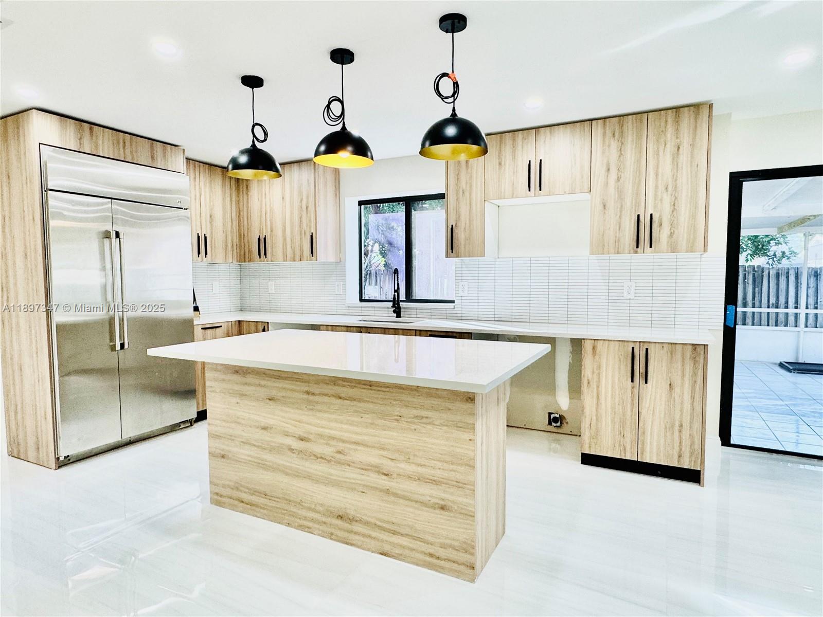 BROADVIEW PARK - Residential