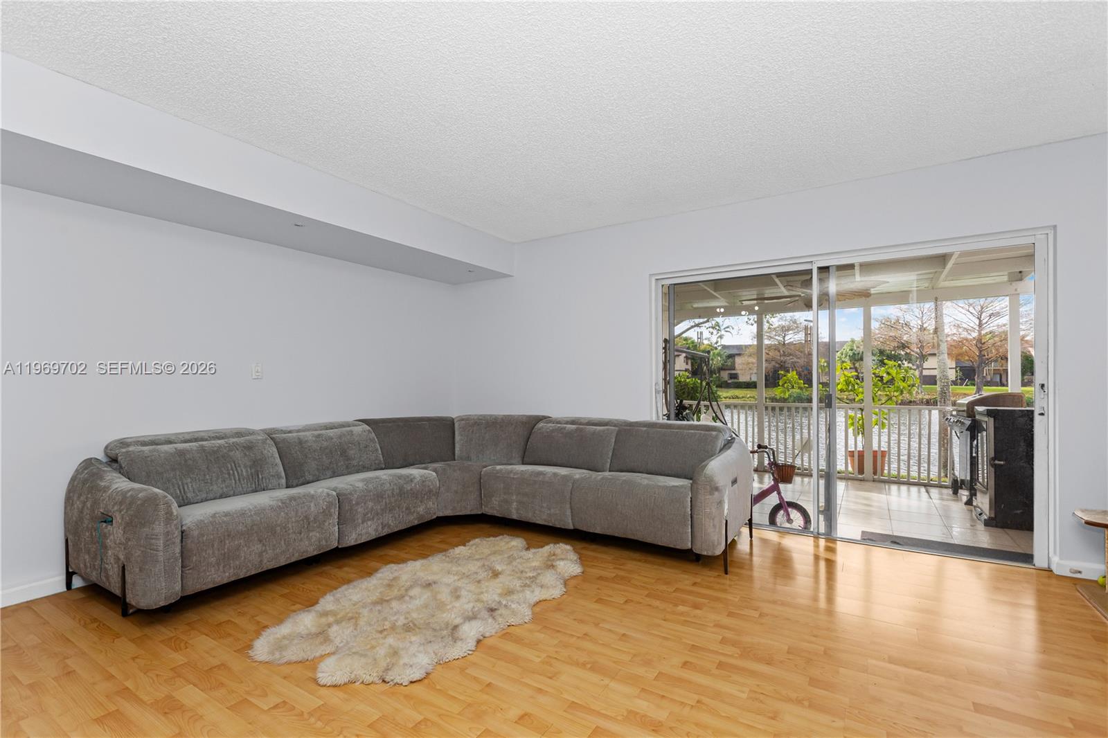 ROYAL TOWNHOMES - Residential