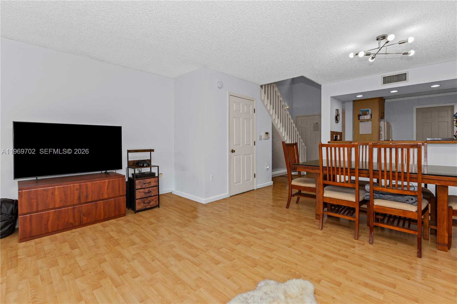 ROYAL TOWNHOMES - Residential