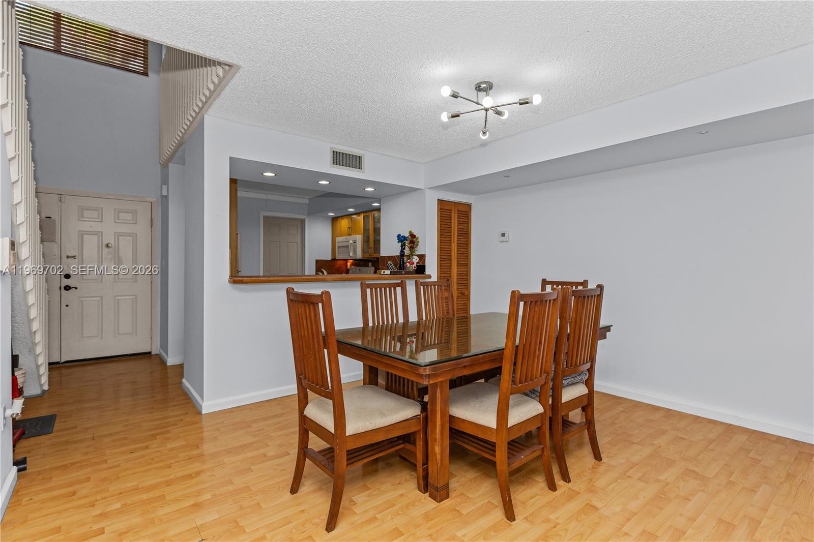 ROYAL TOWNHOMES - Residential