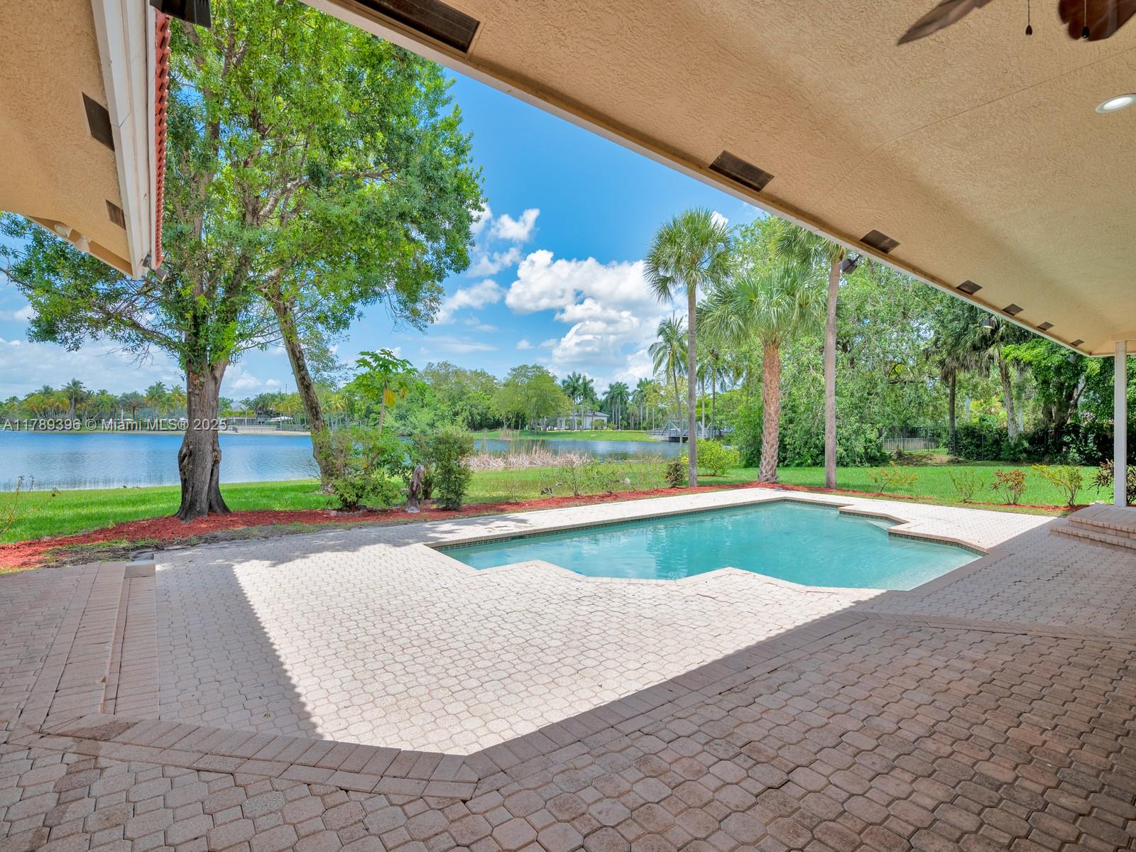 WINDMILL RANCH ESTATES - Residential