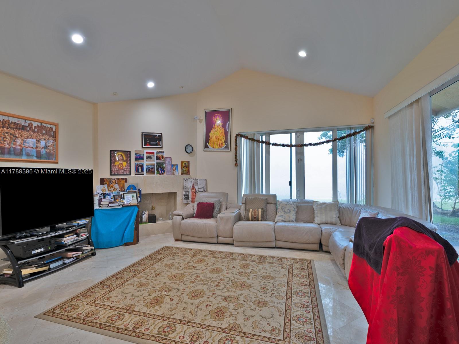 WINDMILL RANCH ESTATES - Residential
