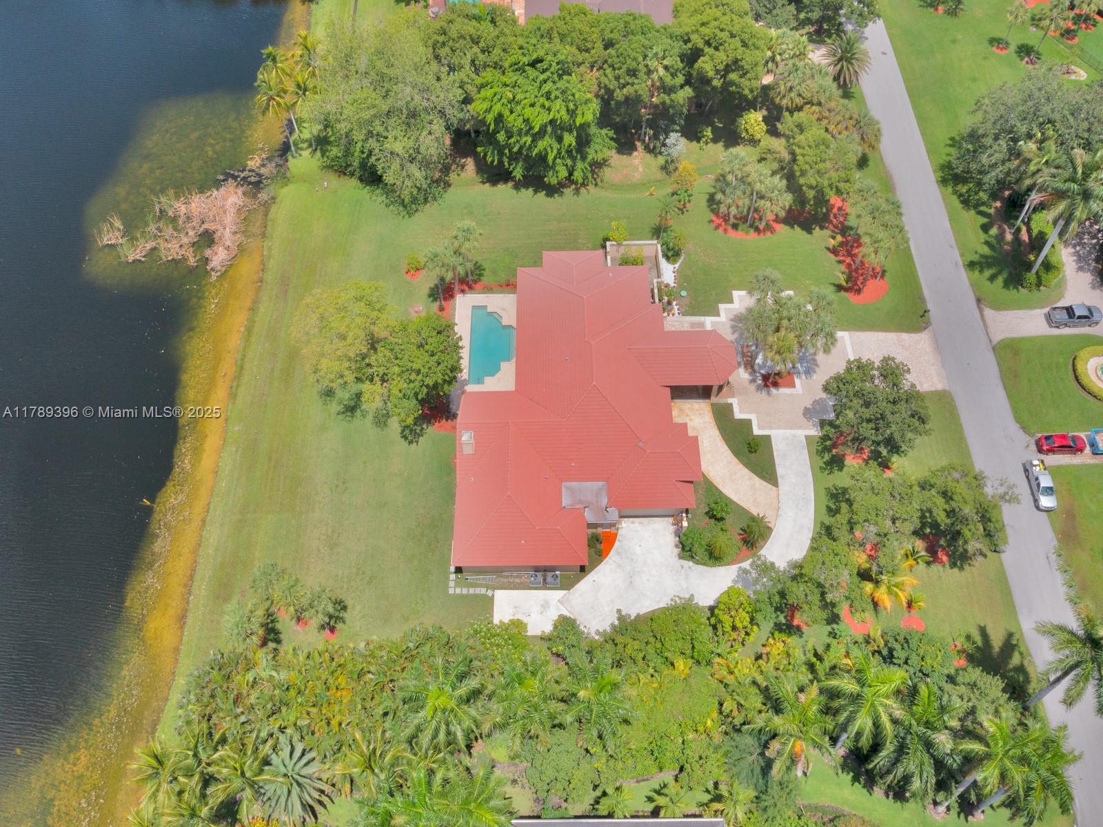 WINDMILL RANCH ESTATES - Residential