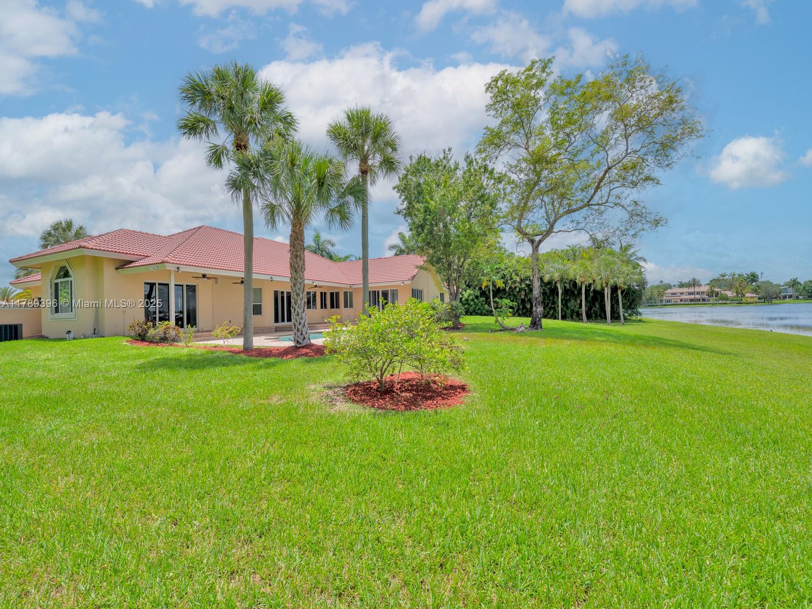 WINDMILL RANCH ESTATES - Residential