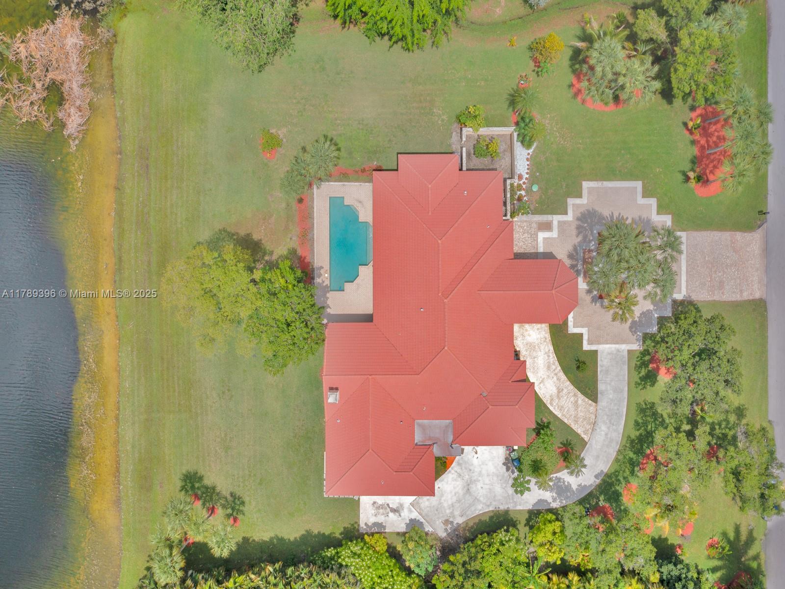 WINDMILL RANCH ESTATES - Residential