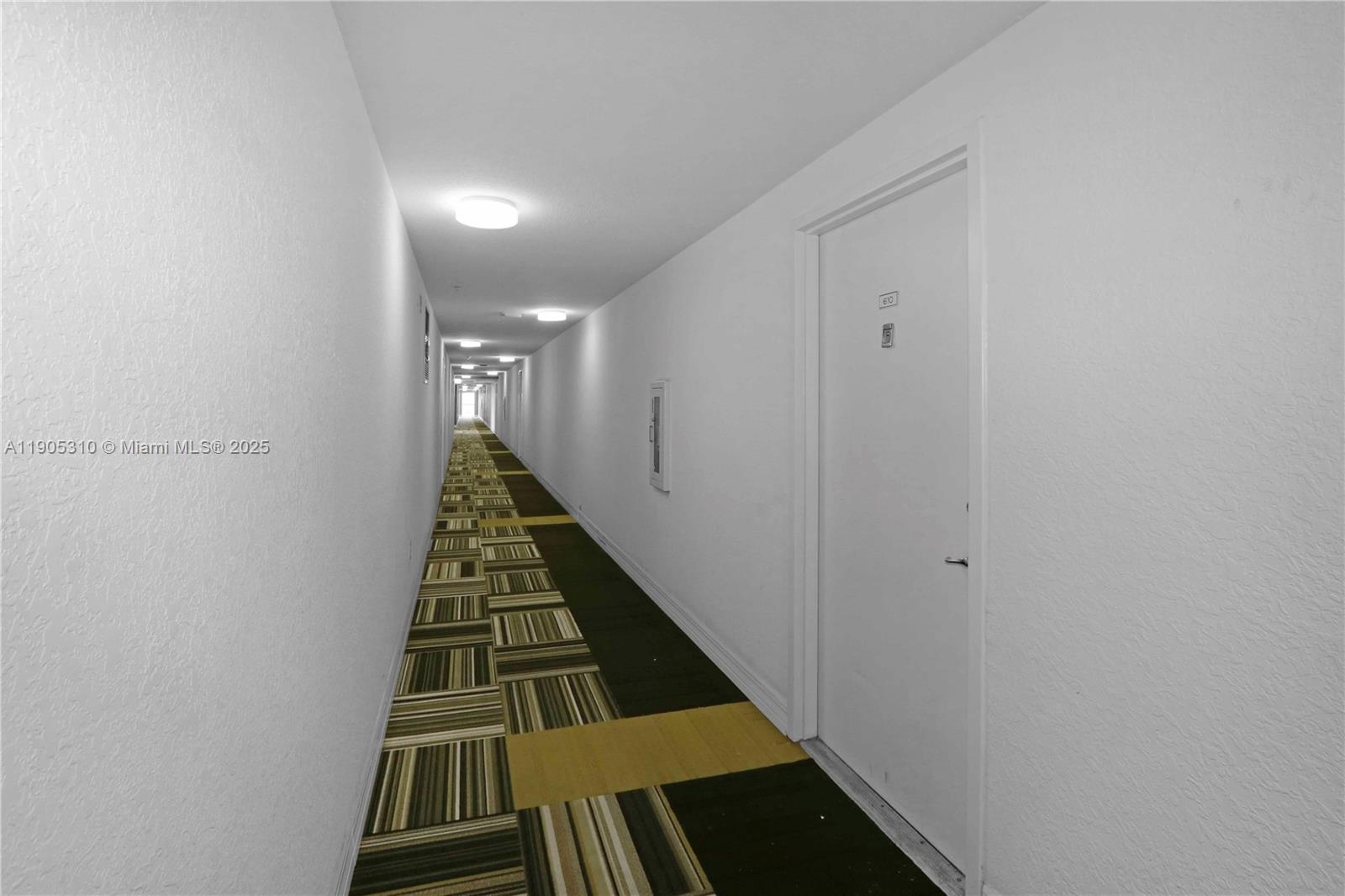 SEYBOLD POINTE CONDO - Residential Lease