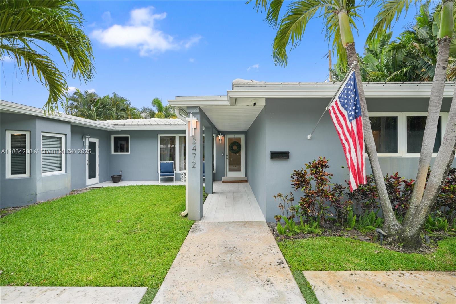 3472 NE 18th Ave 3472