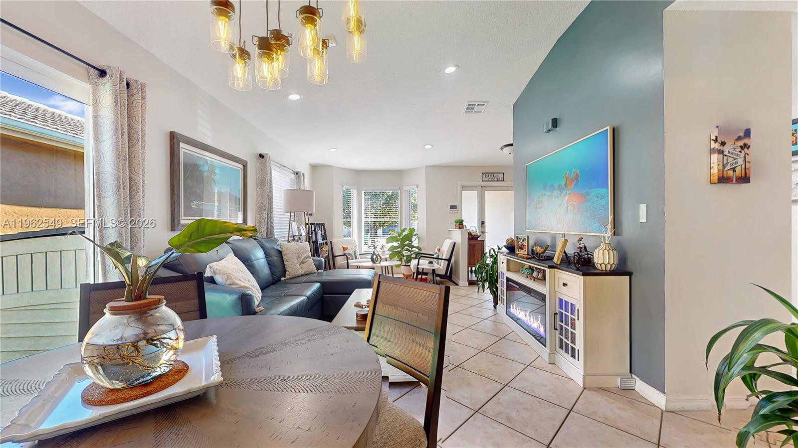 PELICAN BAY AT OLD CUTLER - Residential